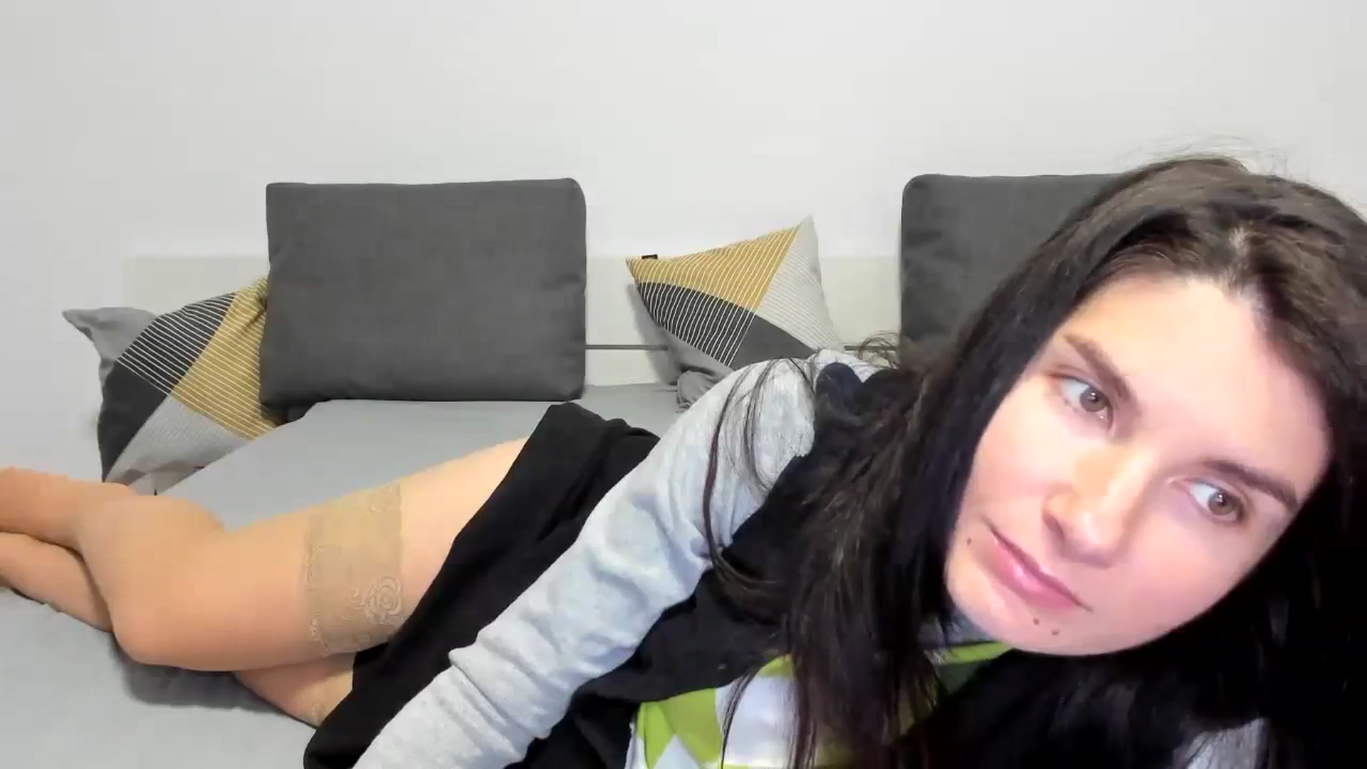 Gallery image thumbnail from SiouxPrincess's myfreecams stream on, 12/14/2023, 23:38 image 7 of 20