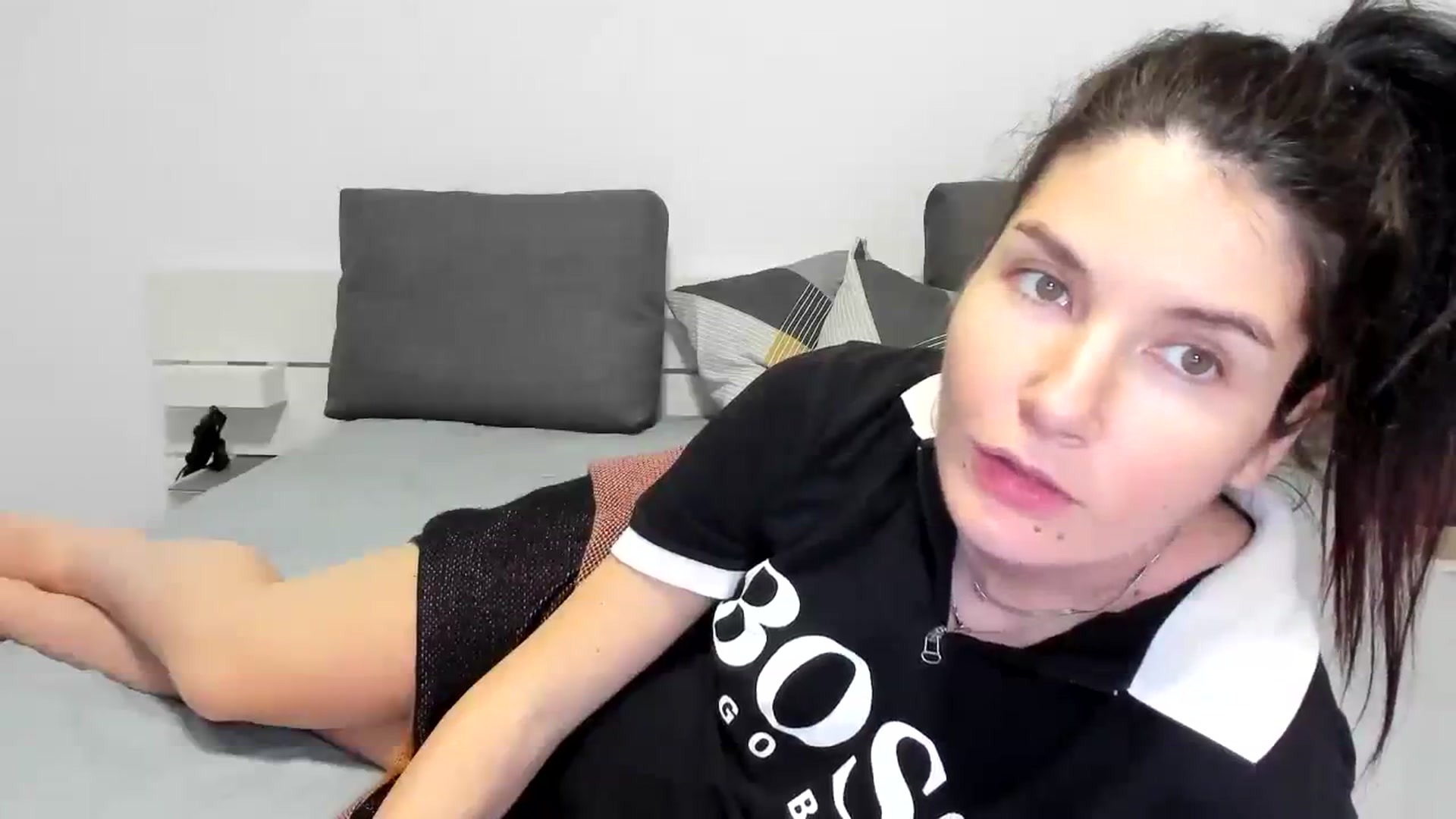 Gallery image thumbnail from SiouxPrincess's myfreecams stream on, 12/16/2023, 24:02 image 12 of 20
