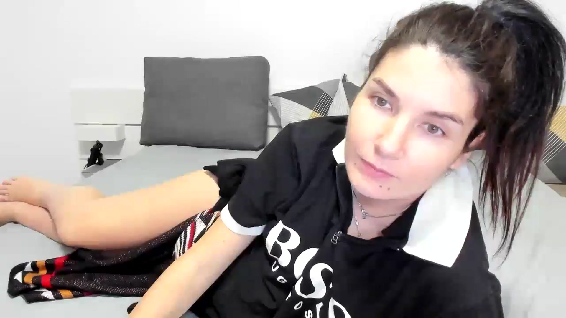 Gallery image thumbnail from SiouxPrincess's myfreecams stream on, 12/16/2023, 24:02 image 2 of 20