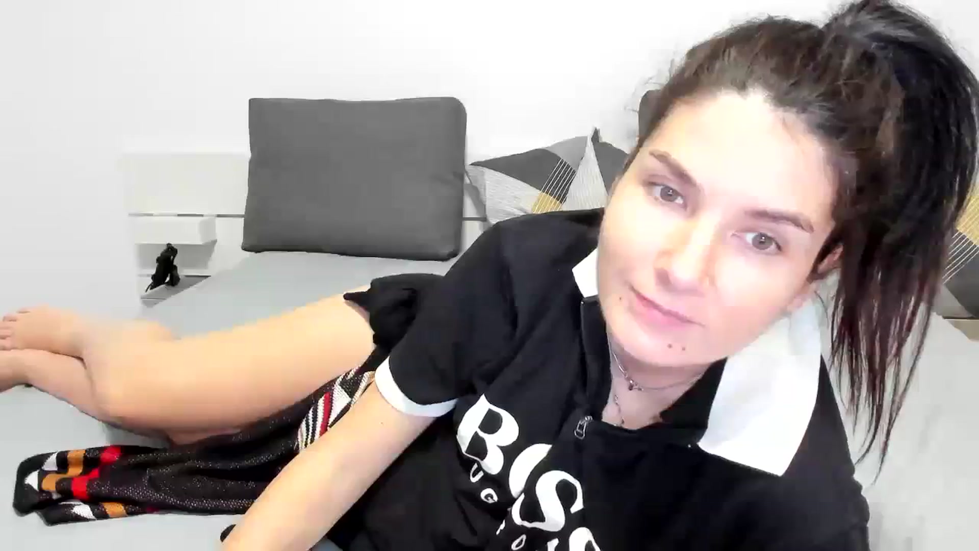 Gallery image thumbnail from SiouxPrincess's myfreecams stream on, 12/16/2023, 24:02 image 3 of 20