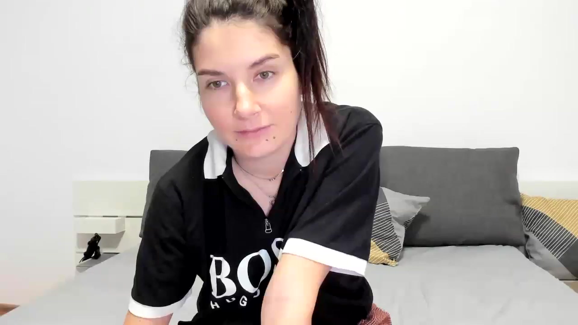 Gallery image thumbnail from SiouxPrincess's myfreecams stream on, 12/16/2023, 24:41 image 10 of 20