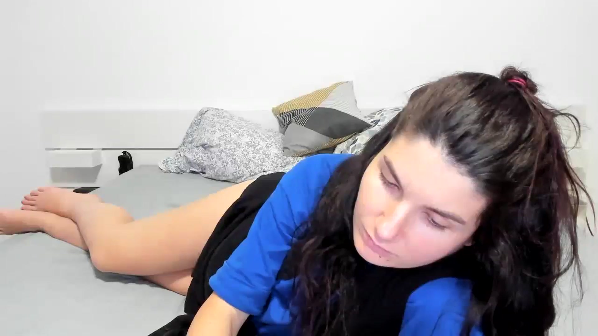 Gallery image thumbnail from SiouxPrincess's myfreecams stream on, 12/19/2023, 24:26 image 7 of 20