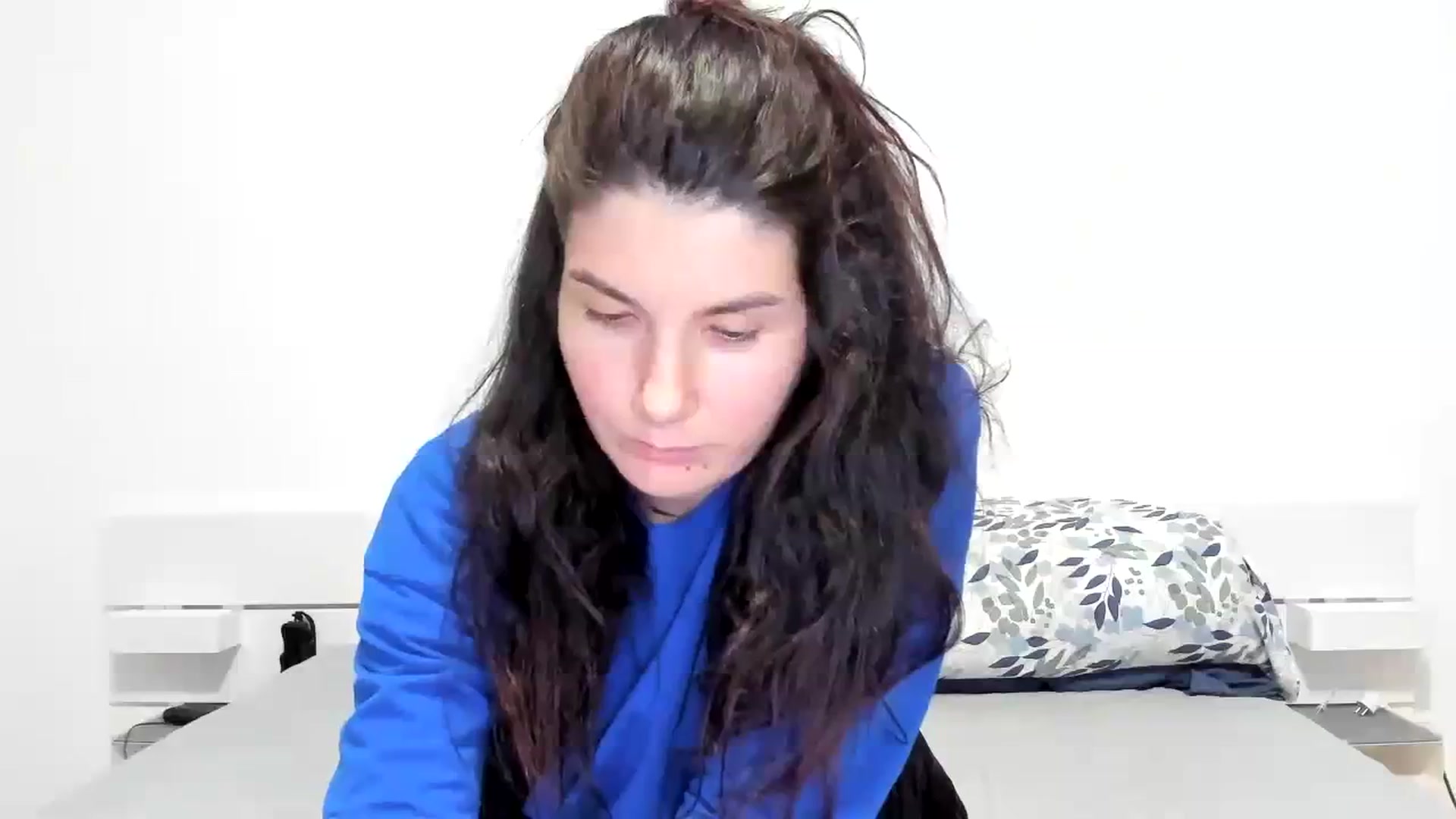 Gallery image thumbnail from SiouxPrincess's myfreecams stream on, 12/19/2023, 24:26 image 13 of 20