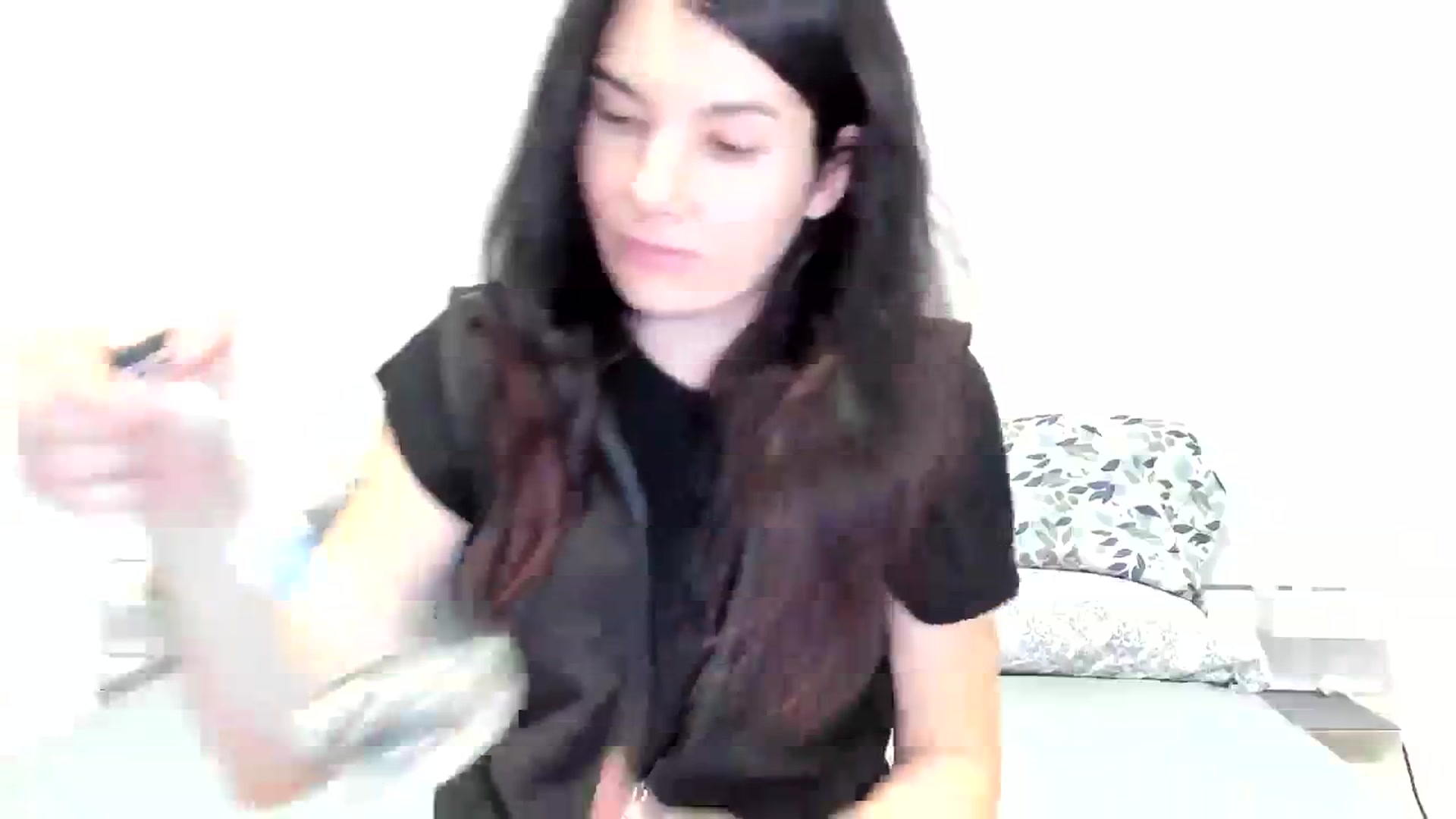 Gallery image thumbnail from SiouxPrincess's myfreecams stream on, 12/22/2023, 24:00 image 10 of 20
