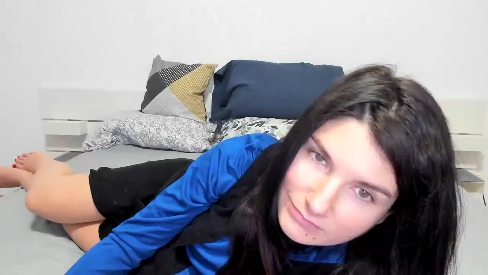 Gallery image thumbnail from SiouxPrincess's myfreecams stream on, 12/23/2023, 04:23 image 18 of 20