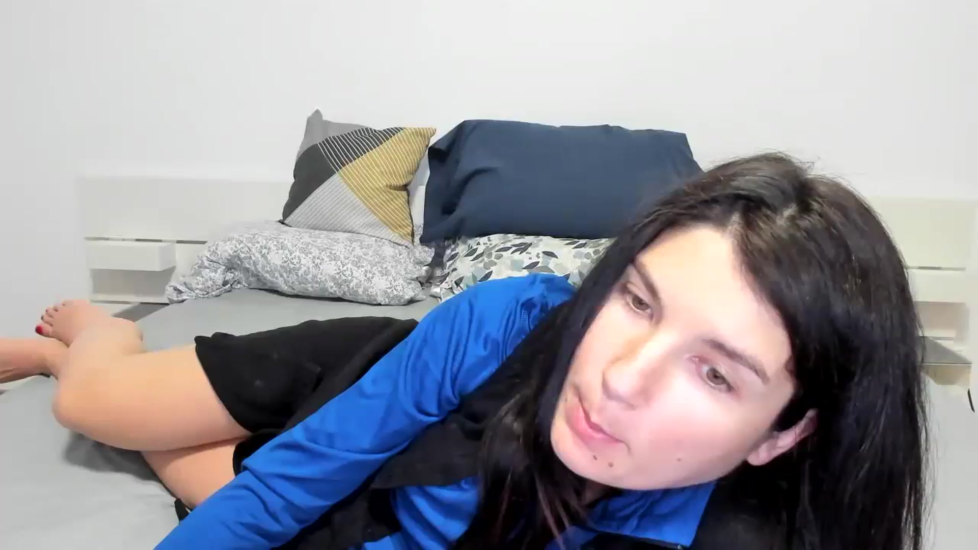 Gallery image thumbnail from SiouxPrincess's myfreecams stream on, 12/23/2023, 04:23 image 16 of 20