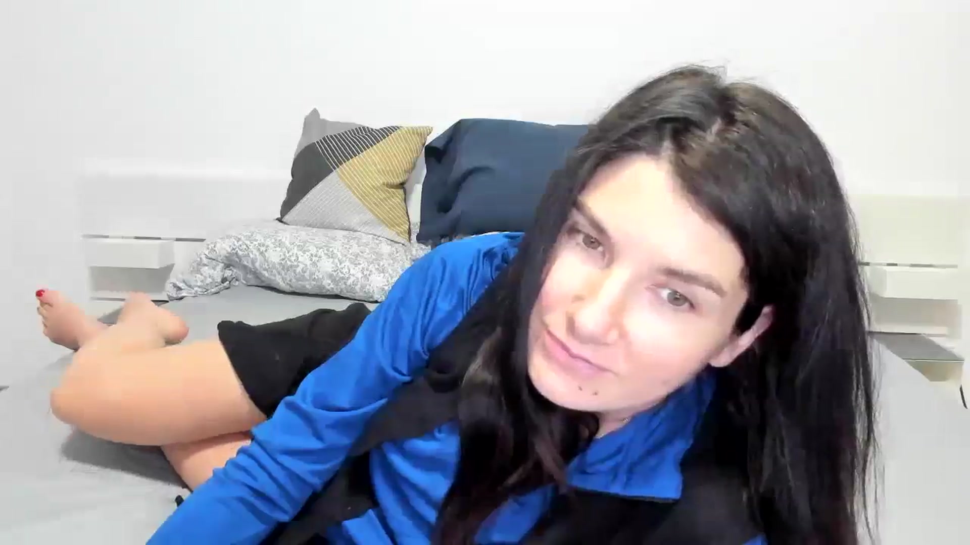 Gallery image thumbnail from SiouxPrincess's myfreecams stream on, 12/23/2023, 04:23 image 13 of 20