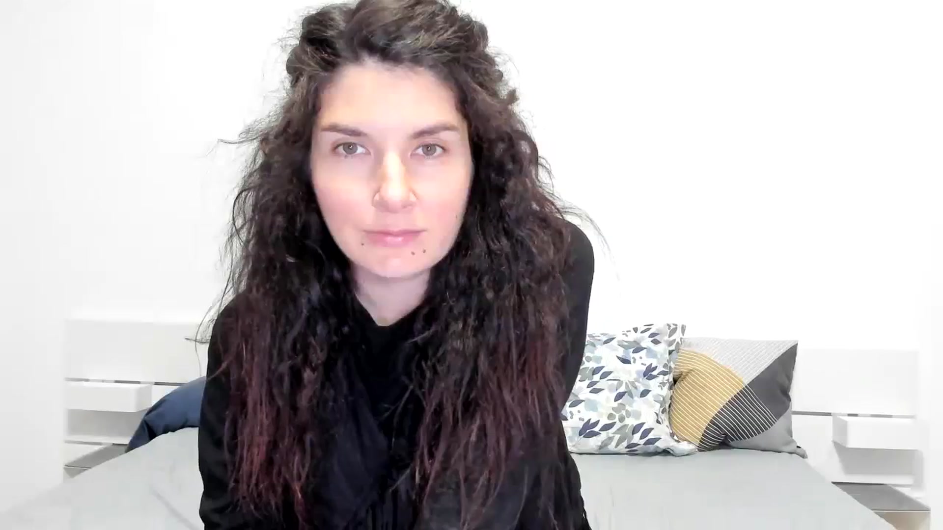 Gallery image thumbnail from SiouxPrincess's myfreecams stream on, 12/24/2023, 24:10 image 7 of 20