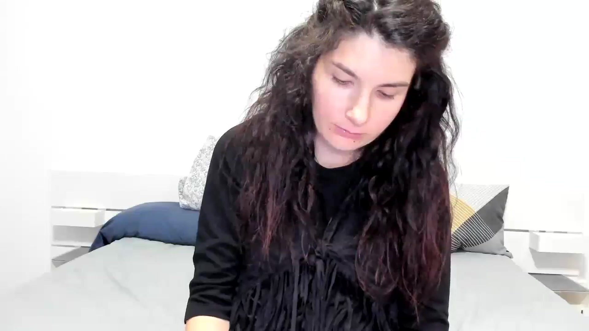 Gallery image thumbnail from SiouxPrincess's myfreecams stream on, 12/24/2023, 24:10 image 13 of 20