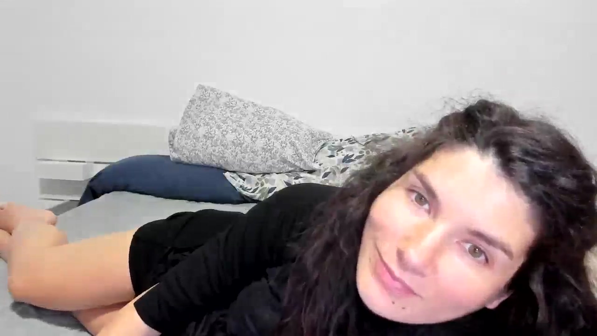 Gallery image thumbnail from SiouxPrincess's myfreecams stream on, 12/24/2023, 24:10 image 9 of 20
