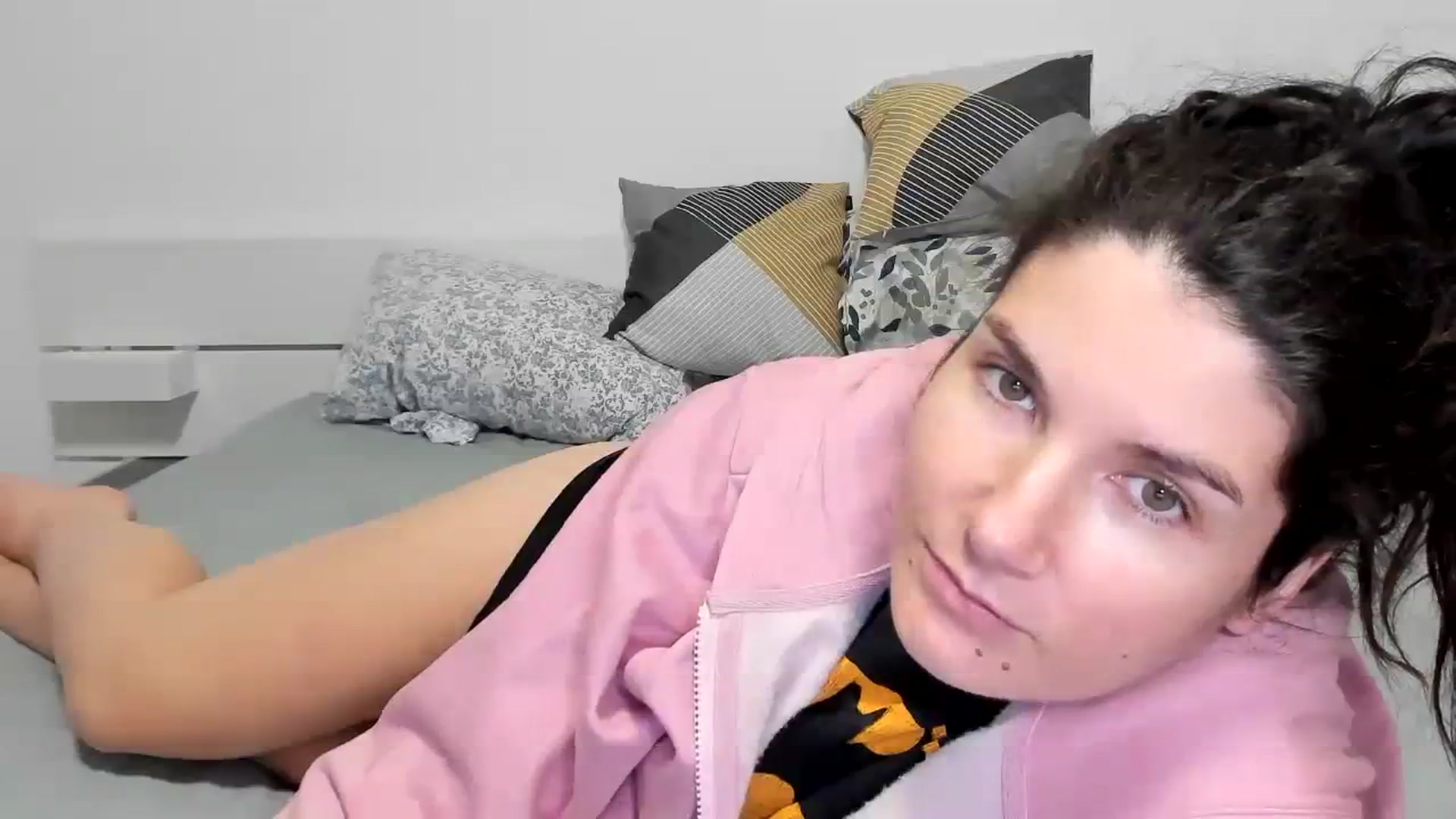 Gallery image thumbnail from SiouxPrincess's myfreecams stream on, 12/26/2023, 23:22 image 13 of 20