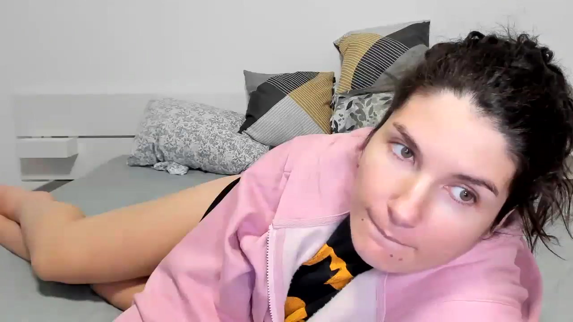 Gallery image thumbnail from SiouxPrincess's myfreecams stream on, 12/26/2023, 23:22 image 9 of 20