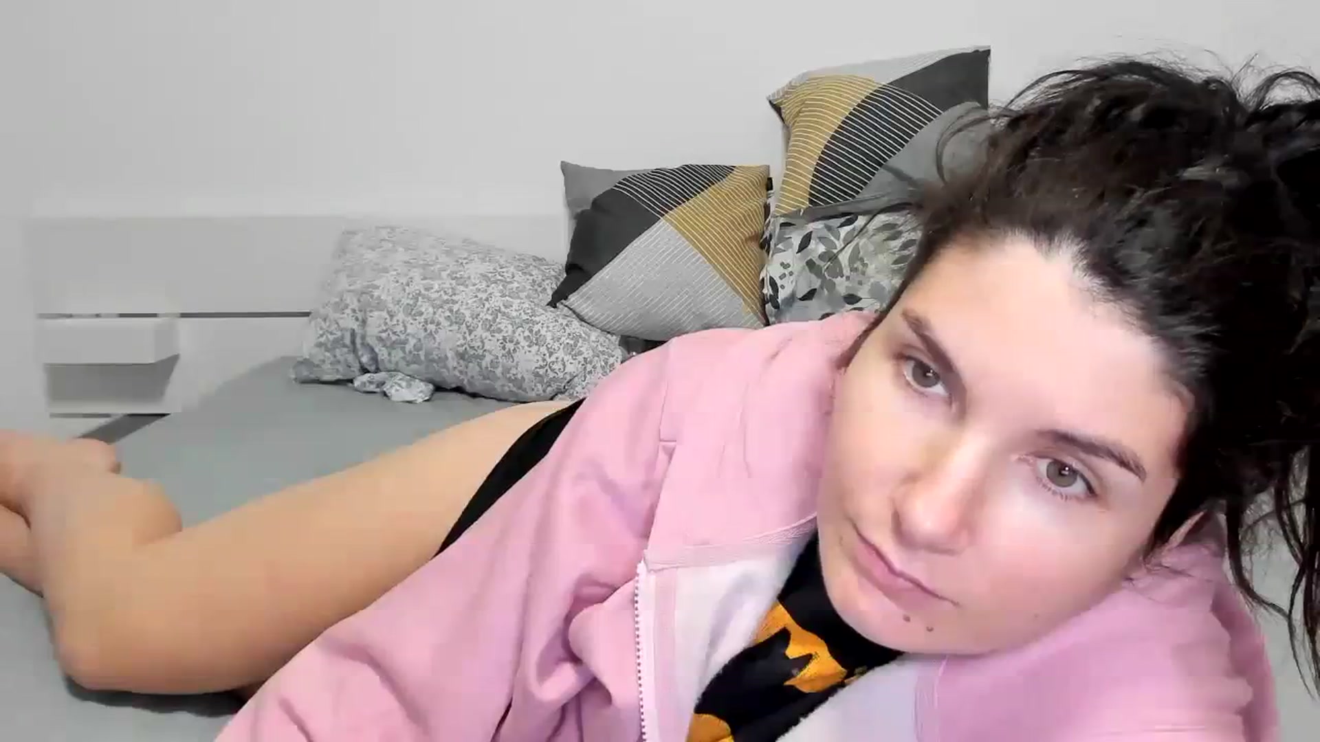 Gallery image thumbnail from SiouxPrincess's myfreecams stream on, 12/26/2023, 23:22 image 16 of 20