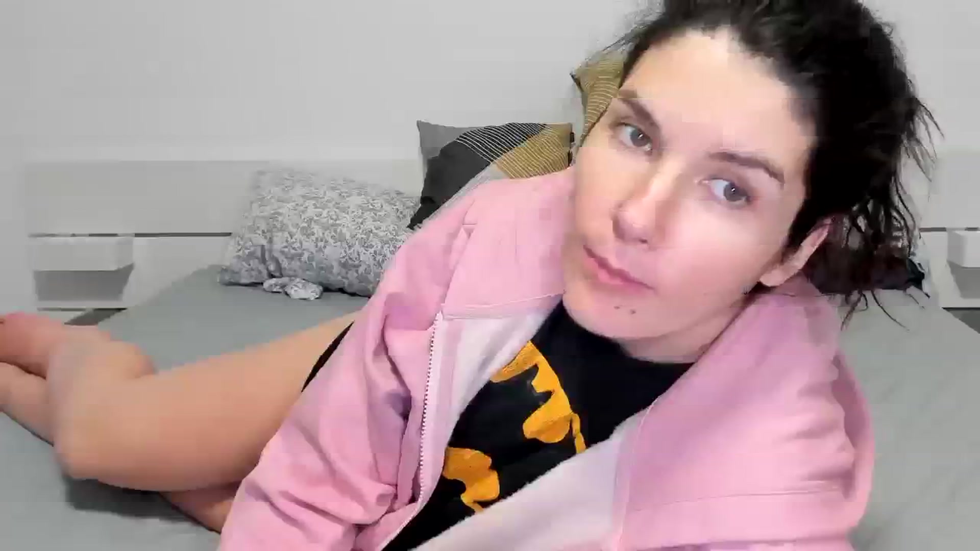 Gallery image thumbnail from SiouxPrincess's myfreecams stream on, 12/26/2023, 23:22 image 4 of 20
