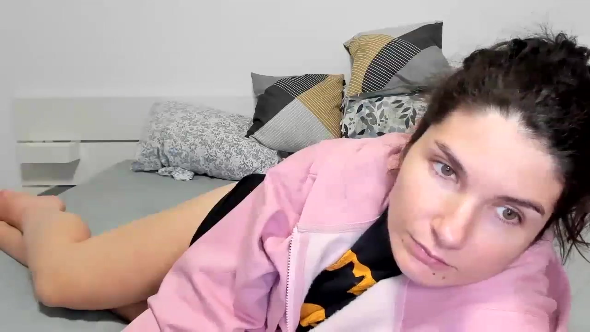 Gallery image thumbnail from SiouxPrincess's myfreecams stream on, 12/26/2023, 23:22 image 6 of 20