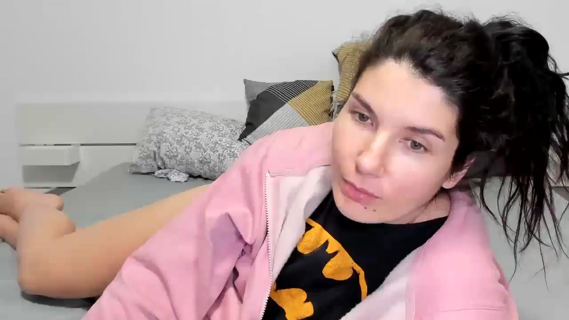 Gallery image thumbnail from SiouxPrincess's myfreecams stream on, 12/27/2023, 24:59 image 17 of 20