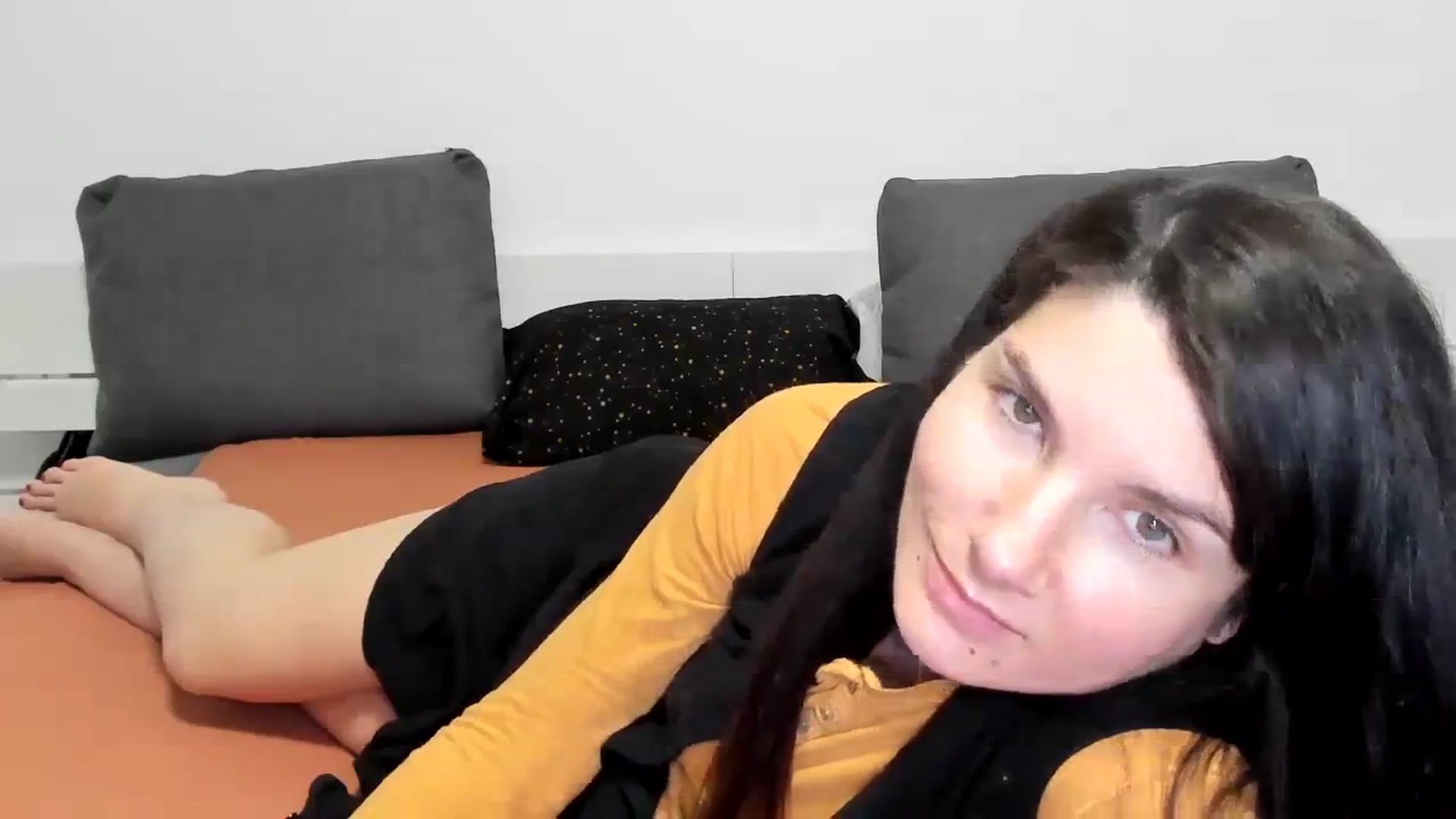Gallery image thumbnail from SiouxPrincess's myfreecams stream on, 12/28/2023, 24:01 image 17 of 20