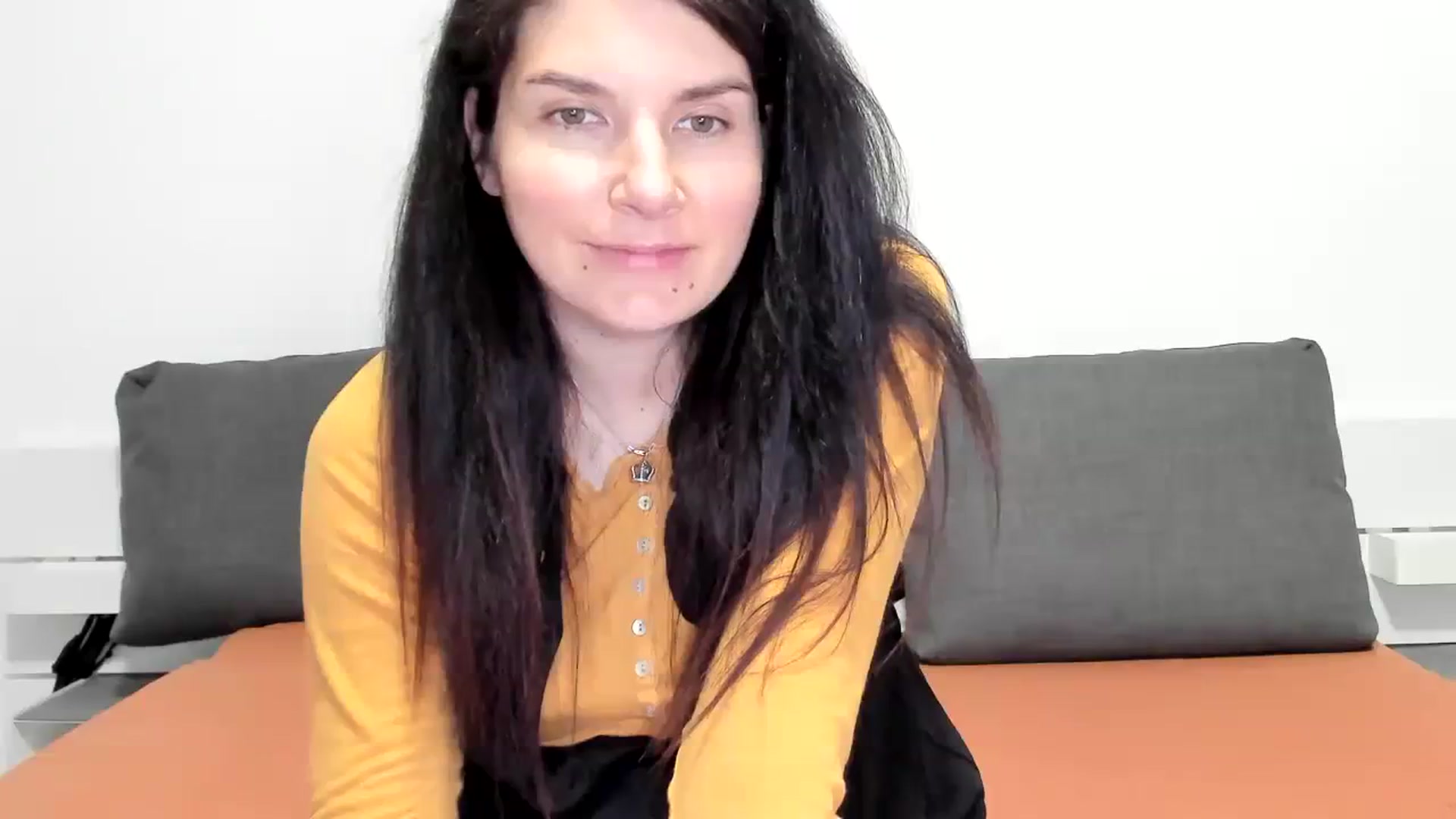 Gallery image thumbnail from SiouxPrincess's myfreecams stream on, 12/28/2023, 24:01 image 13 of 20