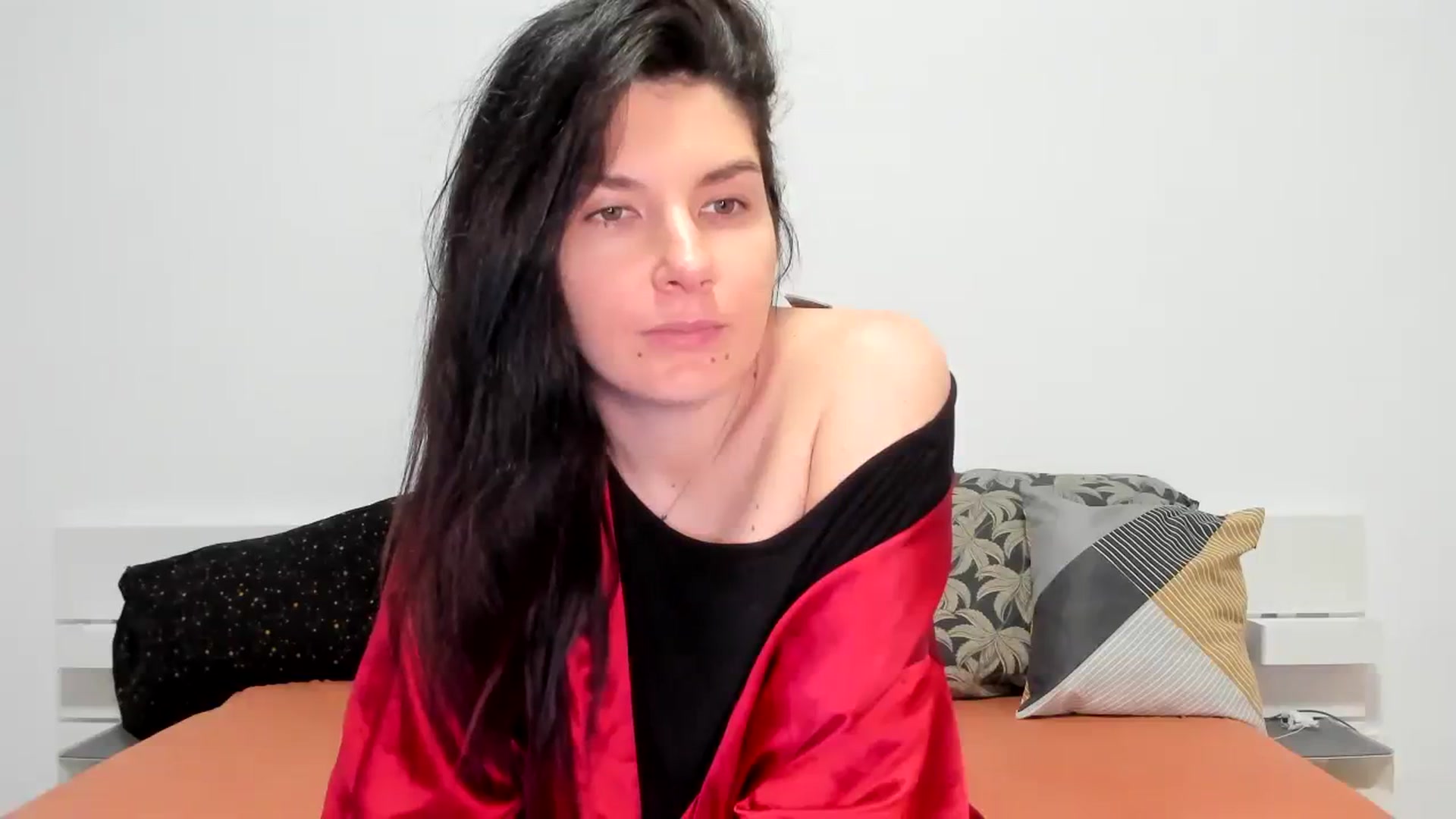 Gallery image thumbnail from SiouxPrincess's myfreecams stream on, 12/29/2023, 24:02 image 8 of 20