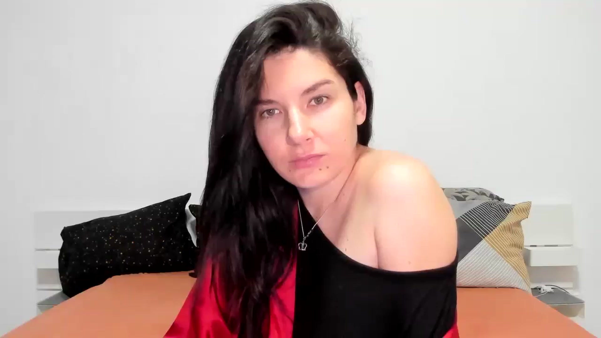 Gallery image thumbnail from SiouxPrincess's myfreecams stream on, 12/29/2023, 24:02 image 1 of 20