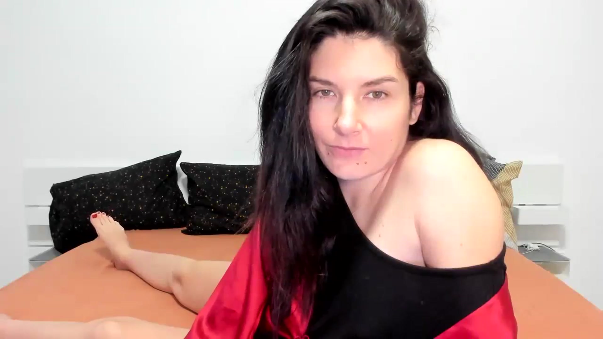 Gallery image thumbnail from SiouxPrincess's myfreecams stream on, 12/29/2023, 24:02 image 13 of 20