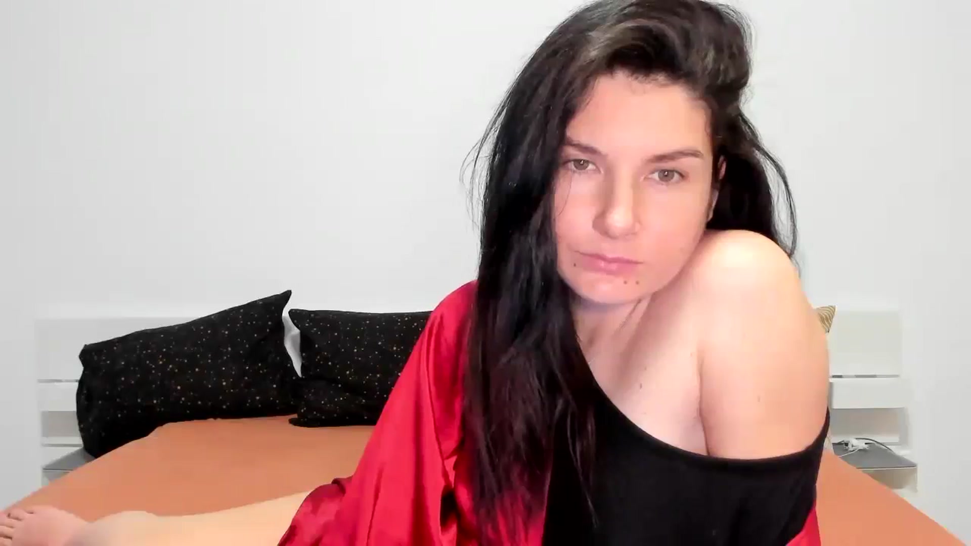 Gallery image thumbnail from SiouxPrincess's myfreecams stream on, 12/29/2023, 24:02 image 17 of 20