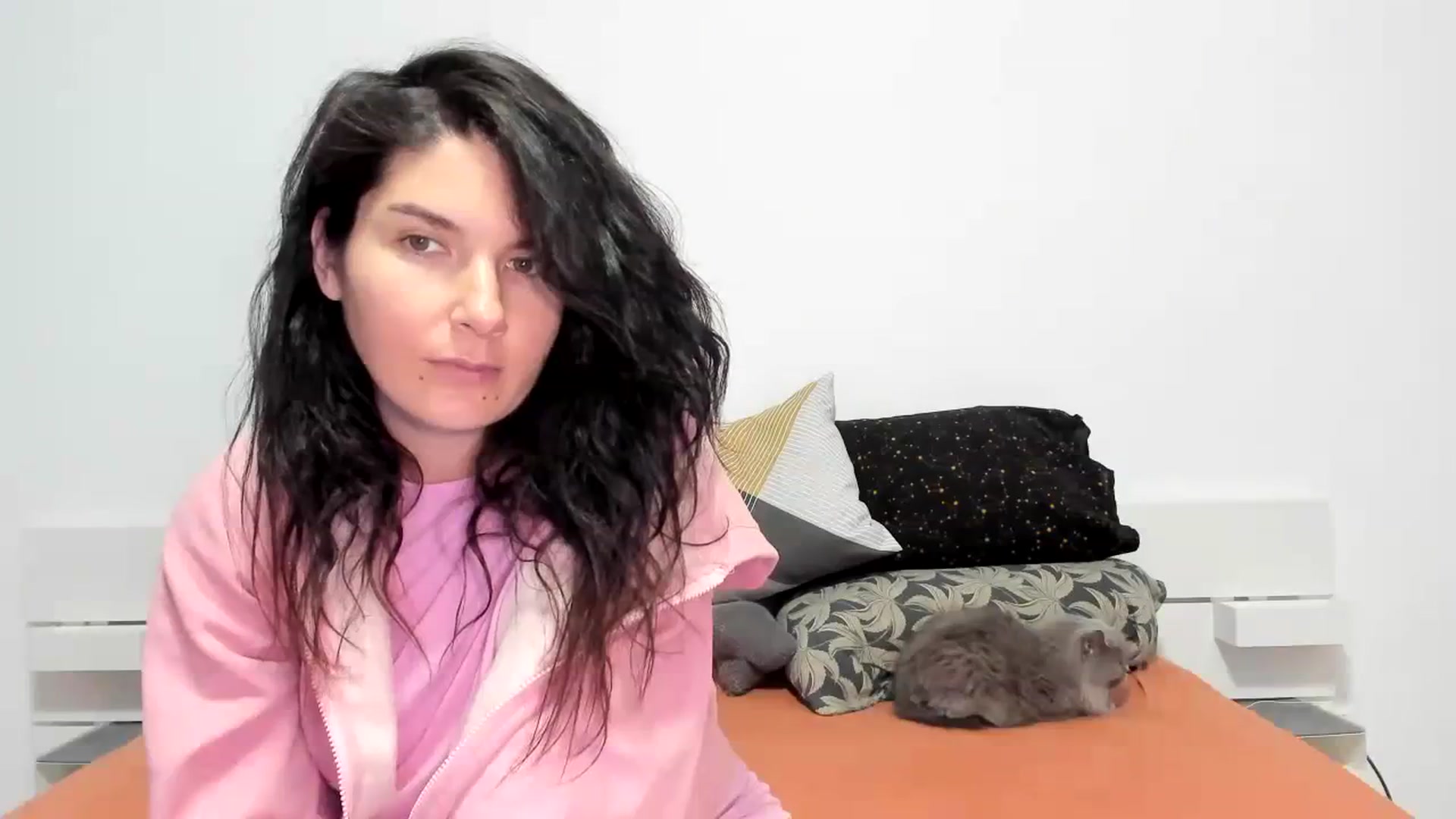 Gallery image thumbnail from SiouxPrincess's myfreecams stream on, 12/31/2023, 24:05 image 3 of 20