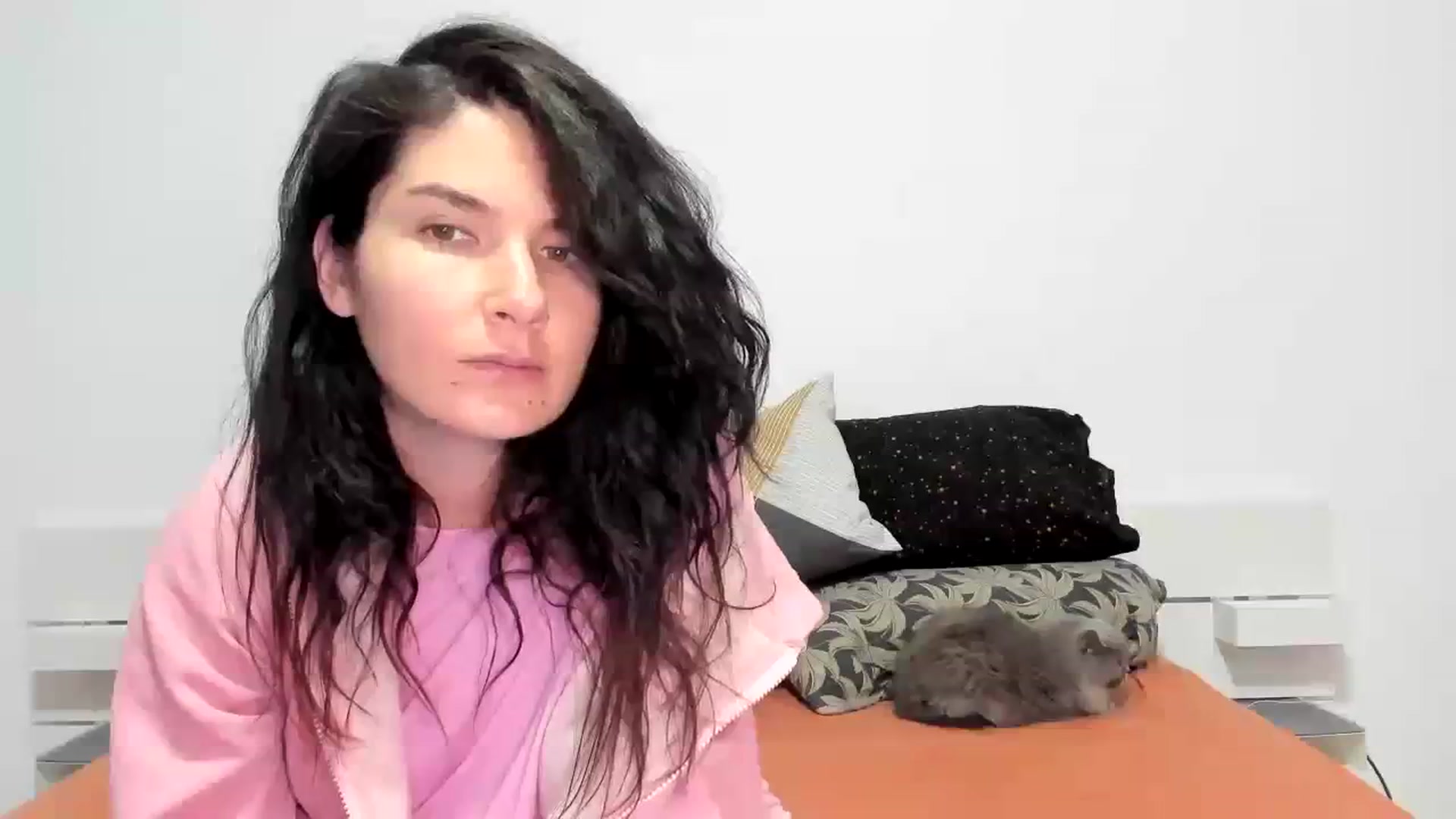 Gallery image thumbnail from SiouxPrincess's myfreecams stream on, 12/31/2023, 24:05 image 4 of 20