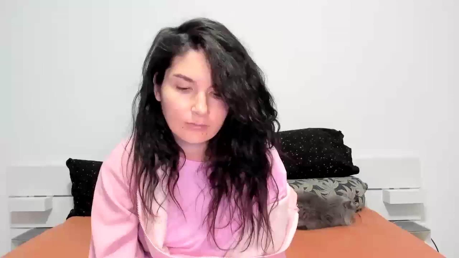 Gallery image thumbnail from SiouxPrincess's myfreecams stream on, 12/31/2023, 24:05 image 20 of 20