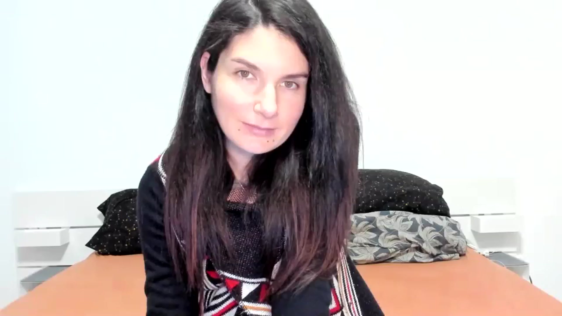 Gallery image thumbnail from SiouxPrincess's myfreecams stream on, 01/02/2024, 24:00 image 1 of 20