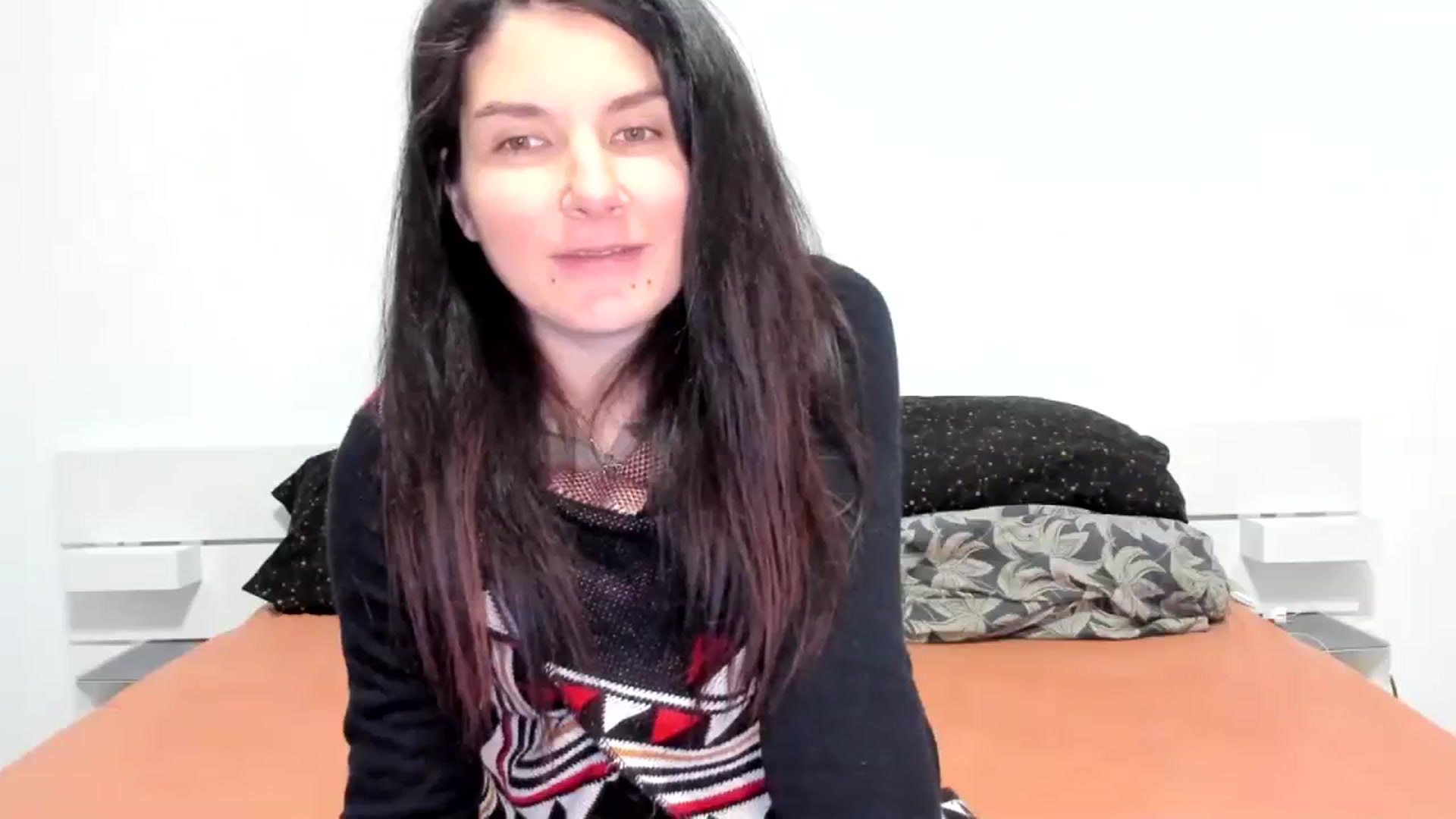 Gallery image thumbnail from SiouxPrincess's myfreecams stream on, 01/02/2024, 24:00 image 15 of 20