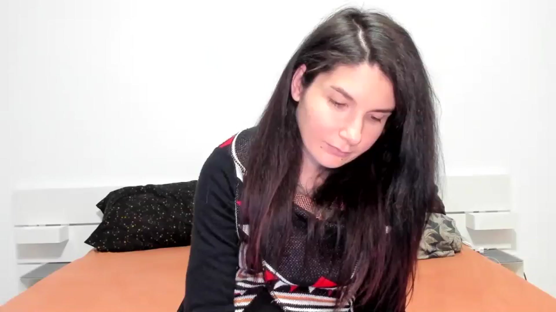 Gallery image thumbnail from SiouxPrincess's myfreecams stream on, 01/02/2024, 24:00 image 7 of 20
