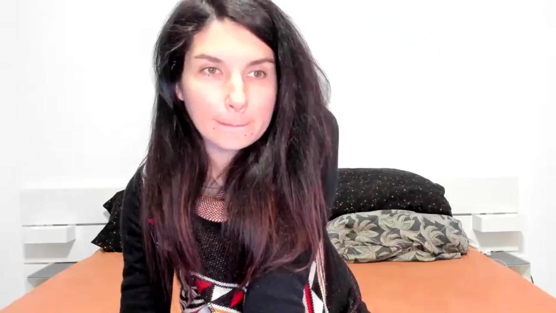 Gallery image thumbnail from SiouxPrincess's myfreecams stream on, 01/02/2024, 24:54 image 16 of 20