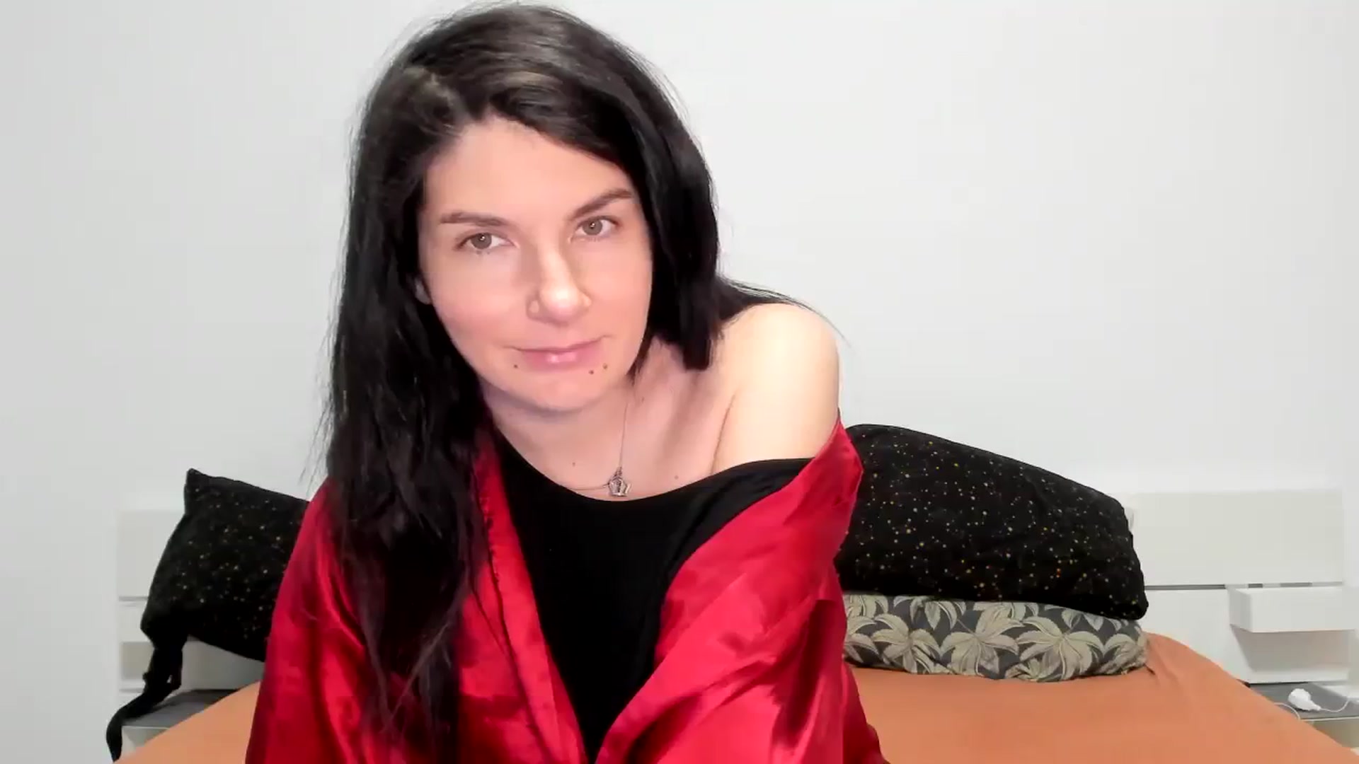 Gallery image thumbnail from SiouxPrincess's myfreecams stream on, 01/03/2024, 24:04 image 11 of 20