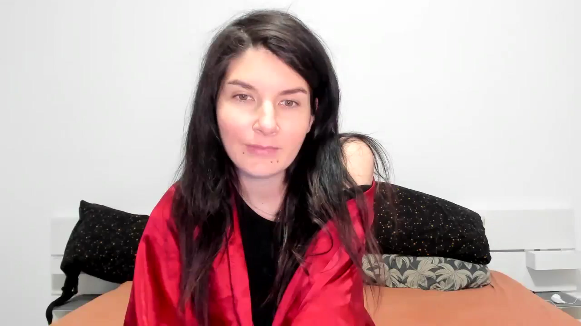 Gallery image thumbnail from SiouxPrincess's myfreecams stream on, 01/03/2024, 24:04 image 14 of 20