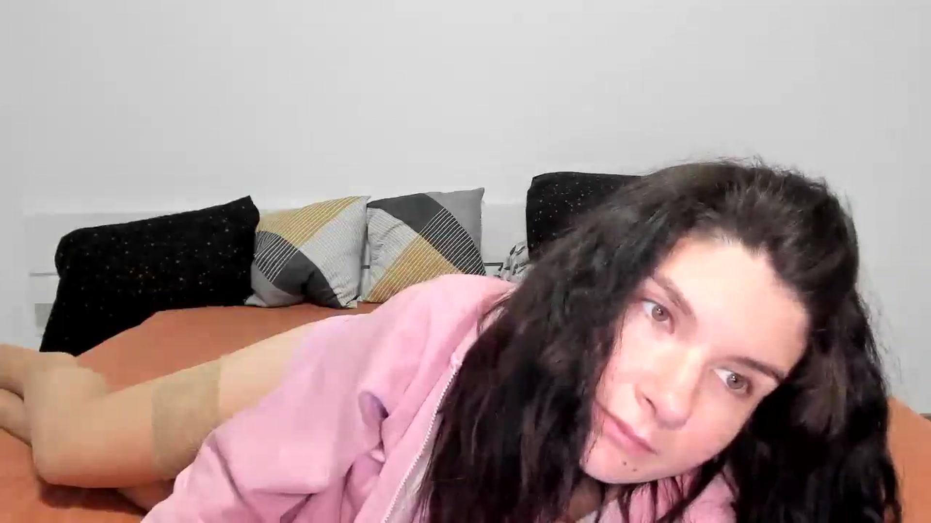 Gallery image thumbnail from SiouxPrincess's myfreecams stream on, 01/04/2024, 24:01 image 10 of 20