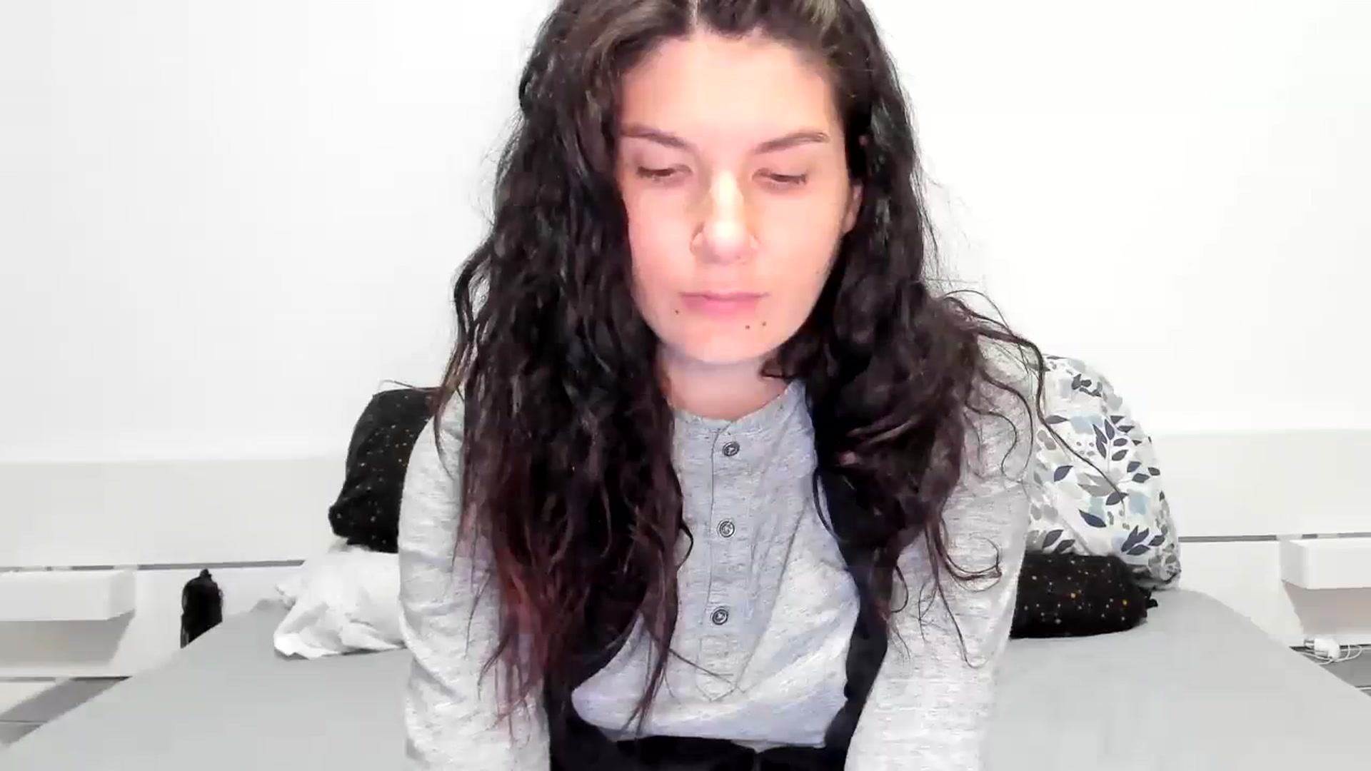 Gallery image thumbnail from SiouxPrincess's myfreecams stream on, 01/04/2024, 23:55 image 10 of 20