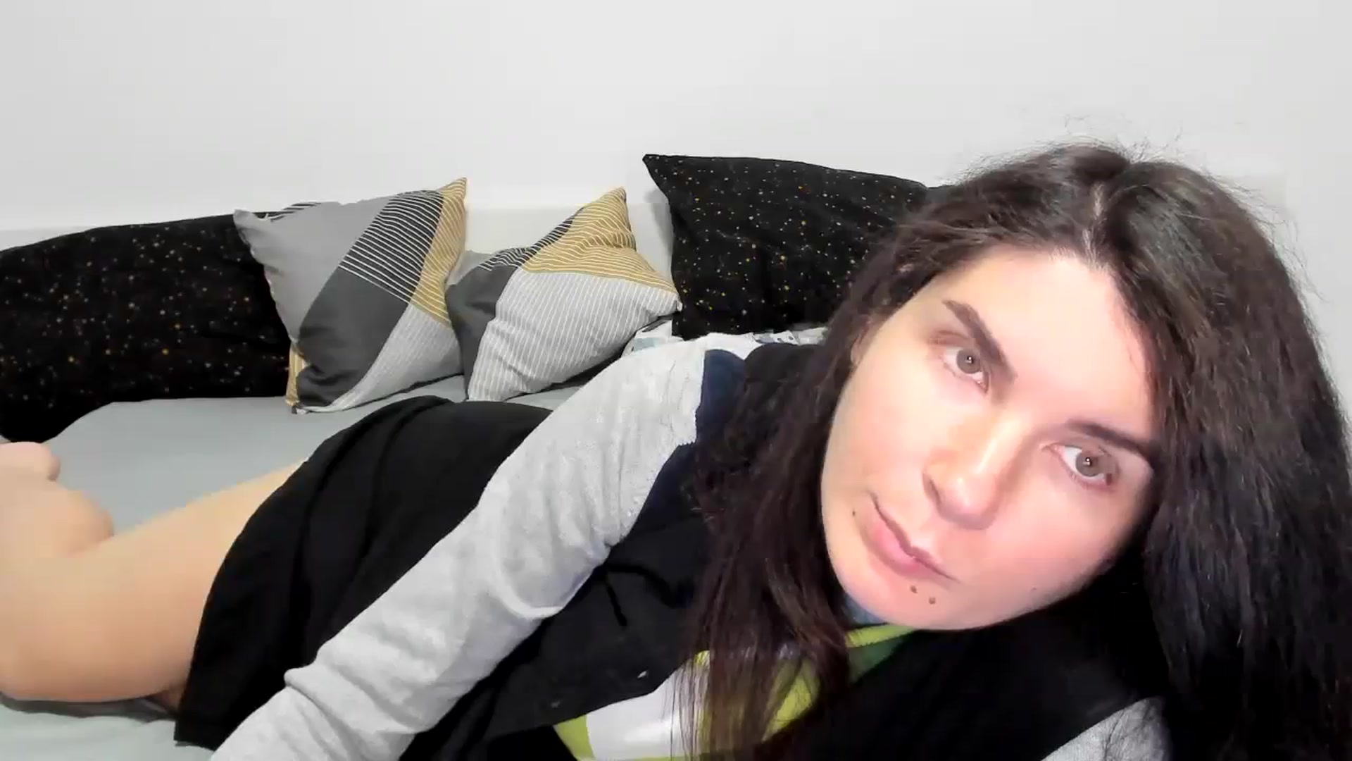 Gallery image thumbnail from SiouxPrincess's myfreecams stream on, 01/06/2024, 24:10 image 6 of 20