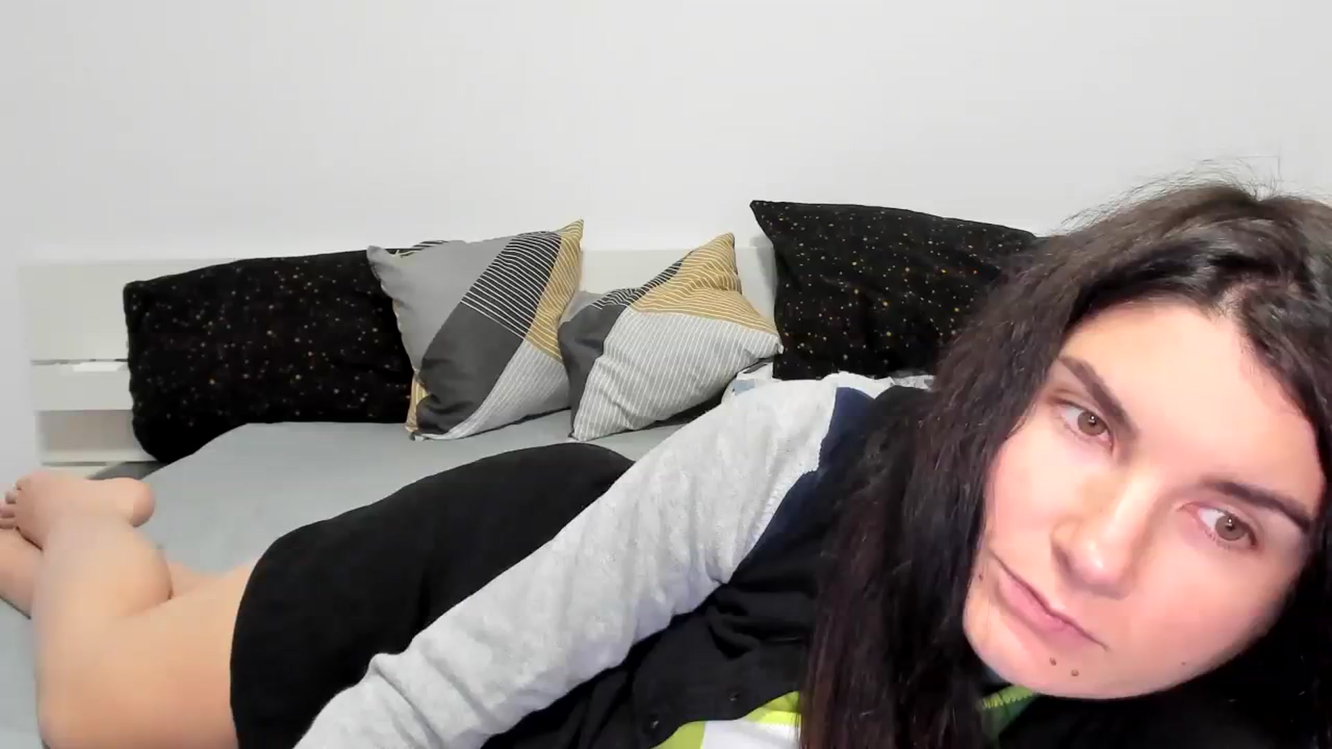 Gallery image thumbnail from SiouxPrincess's myfreecams stream on, 01/06/2024, 24:10 image 20 of 20