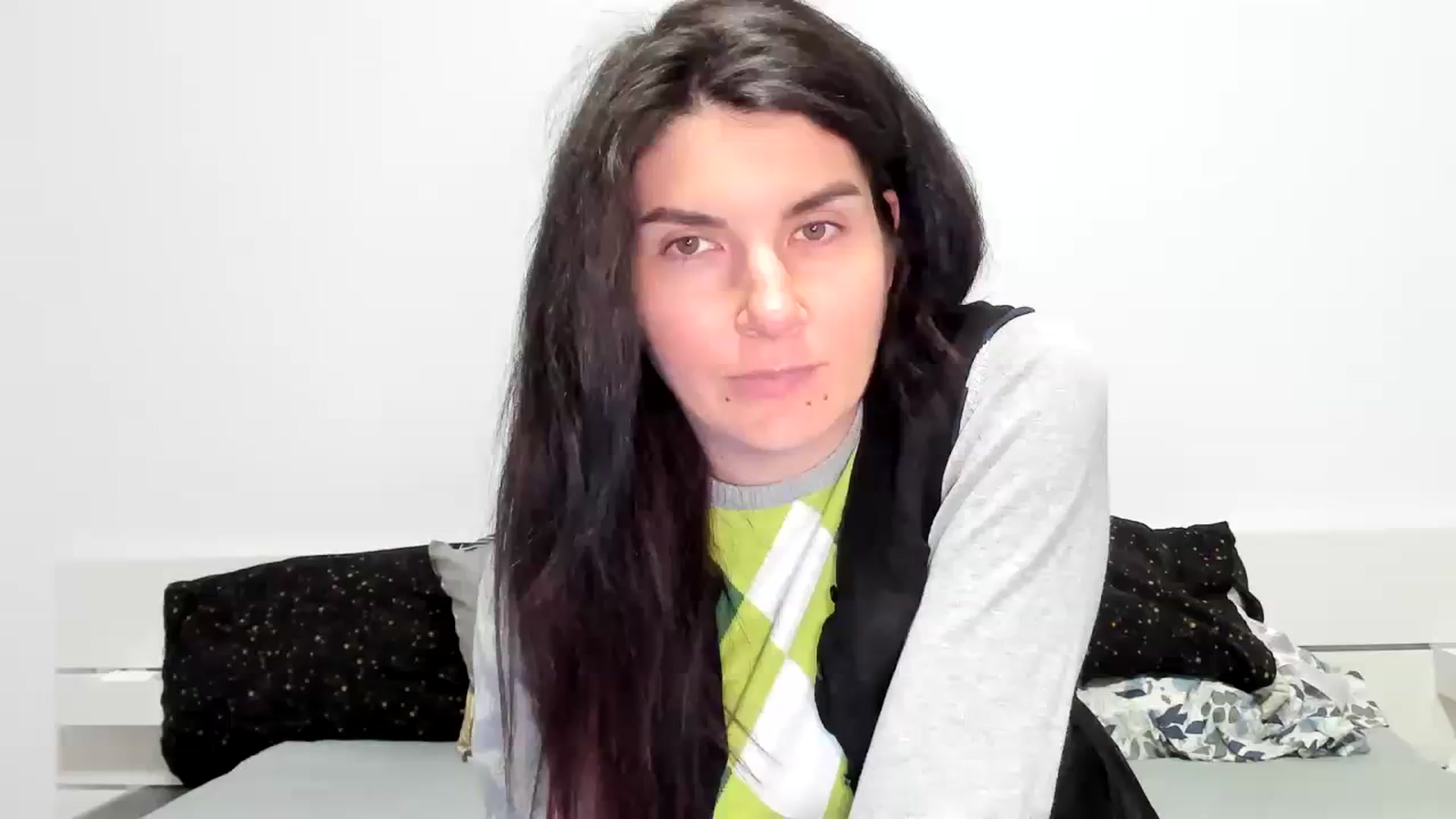 Gallery image thumbnail from SiouxPrincess's myfreecams stream on, 01/06/2024, 24:10 image 12 of 20
