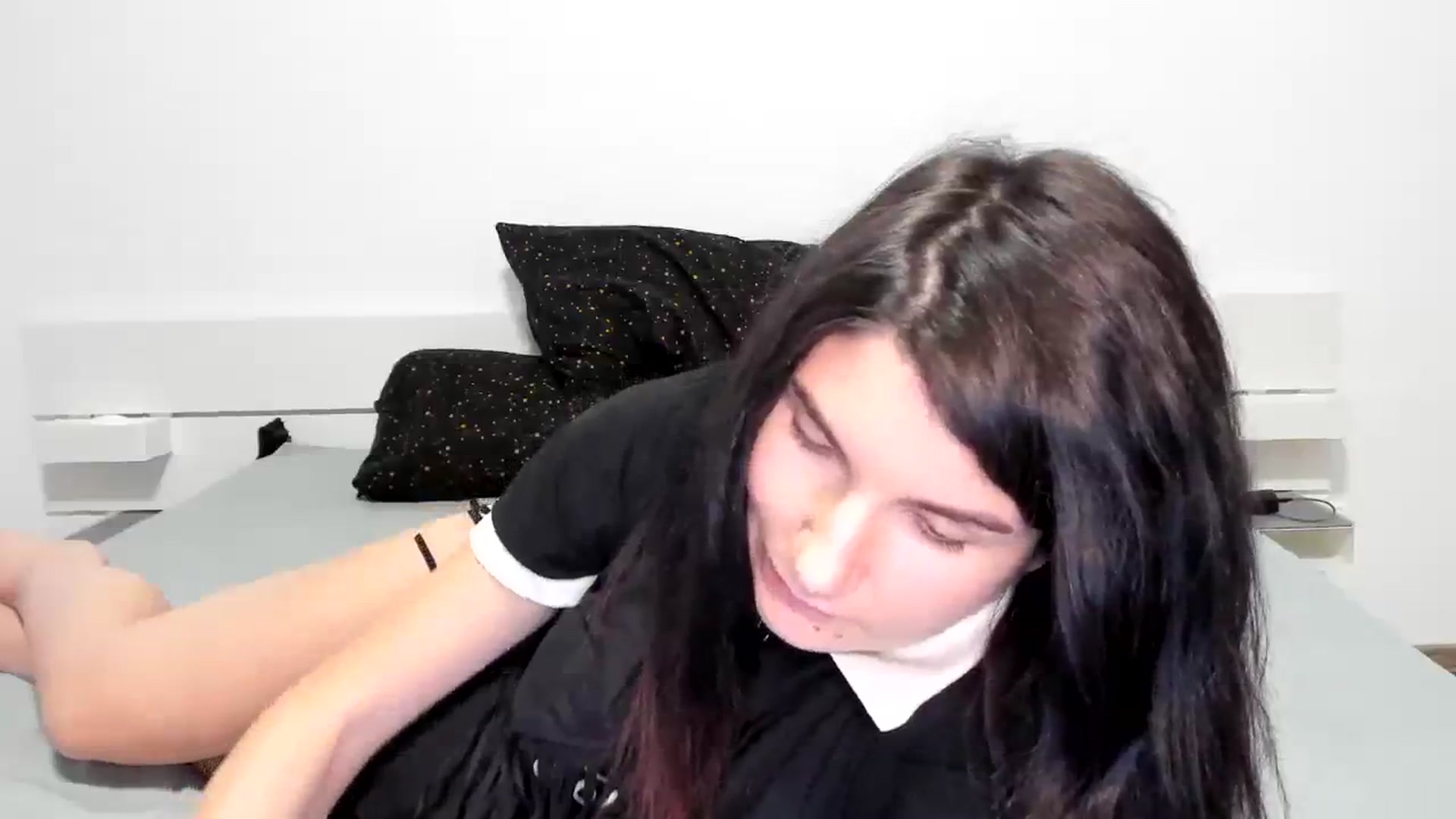 Gallery image thumbnail from SiouxPrincess's myfreecams stream on, 01/06/2024, 23:55 image 12 of 20