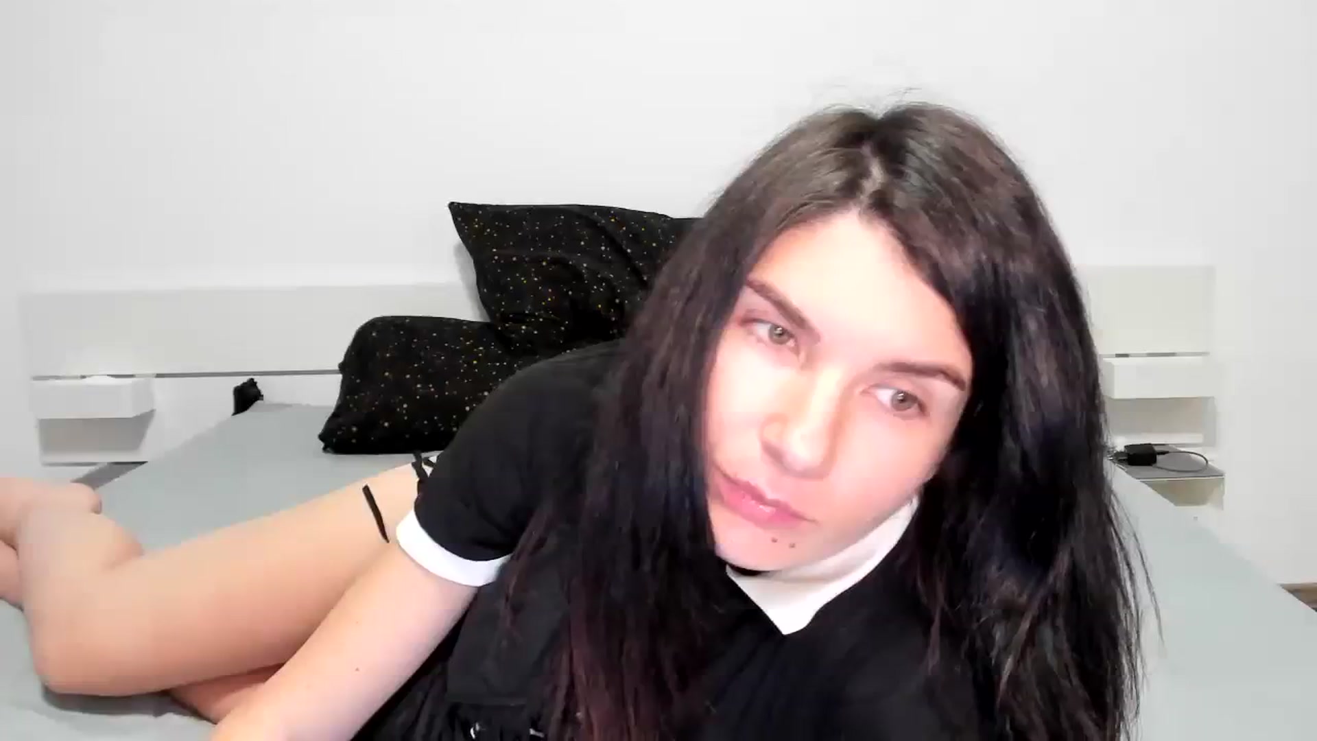 Gallery image thumbnail from SiouxPrincess's myfreecams stream on, 01/06/2024, 23:55 image 13 of 20