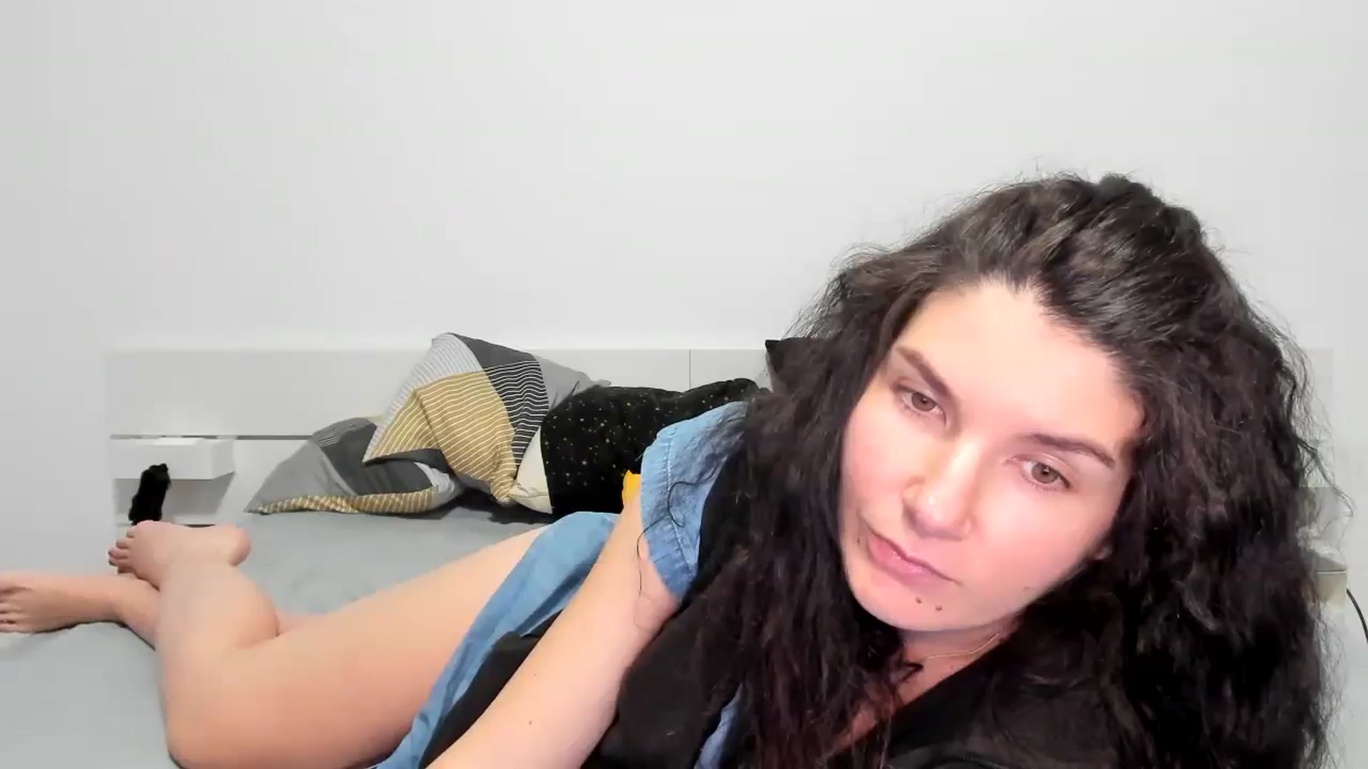 Gallery image thumbnail from SiouxPrincess's myfreecams stream on, 01/08/2024, 23:50 image 15 of 20