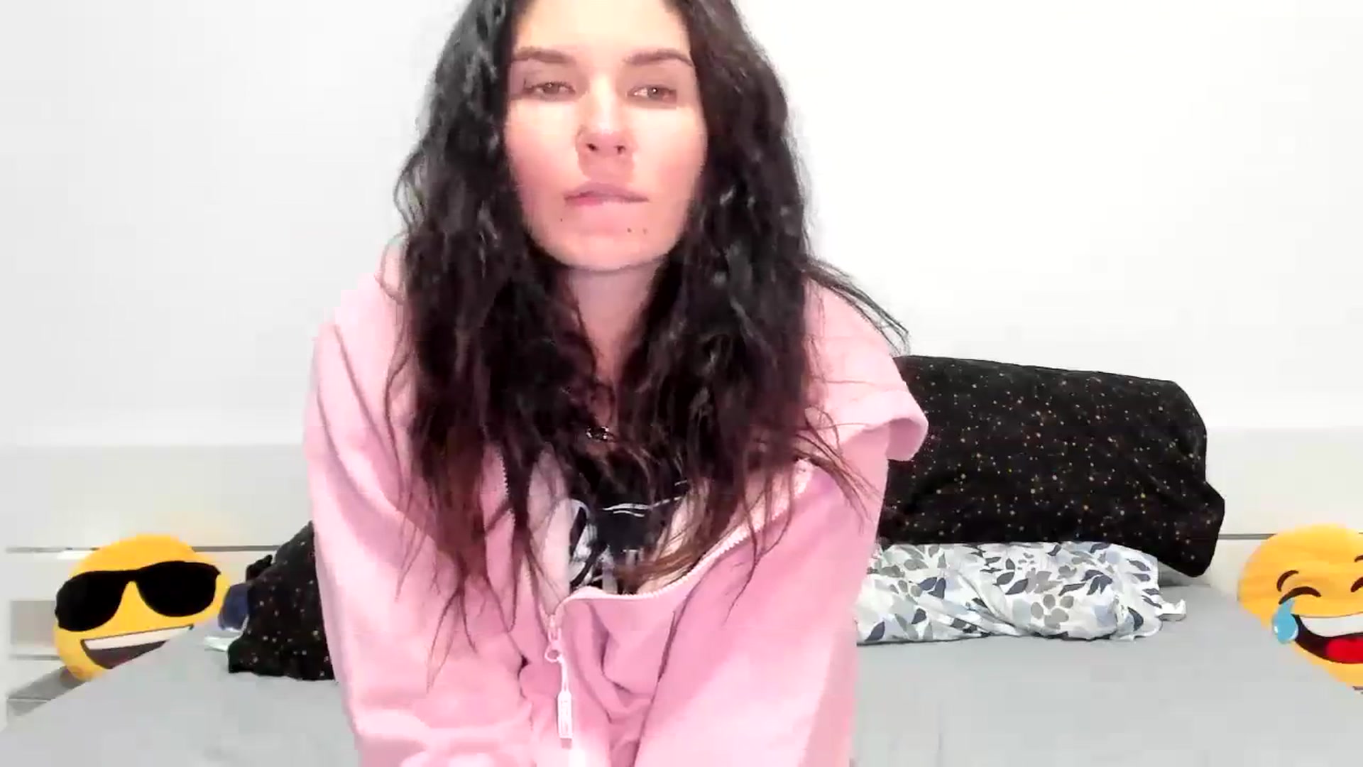 Gallery image thumbnail from SiouxPrincess's myfreecams stream on, 01/09/2024, 23:56 image 14 of 20