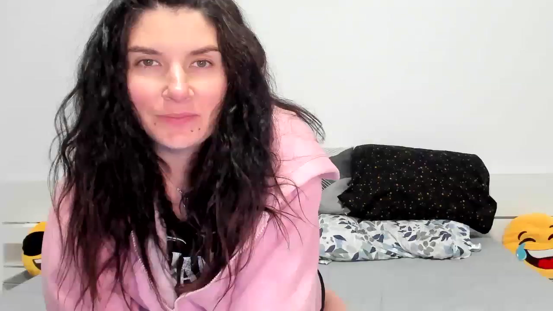Gallery image thumbnail from SiouxPrincess's myfreecams stream on, 01/09/2024, 23:56 image 13 of 20