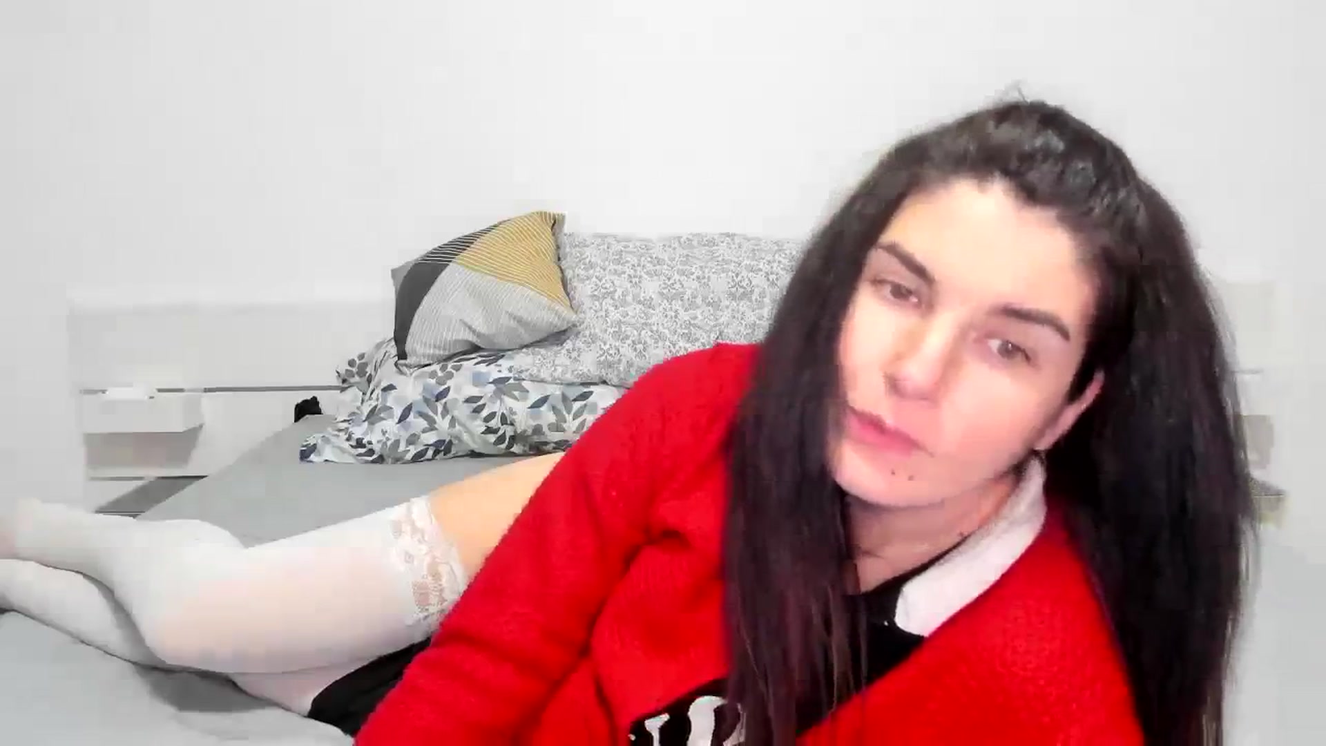 Gallery image thumbnail from SiouxPrincess's myfreecams stream on, 01/10/2024, 23:50 image 19 of 20