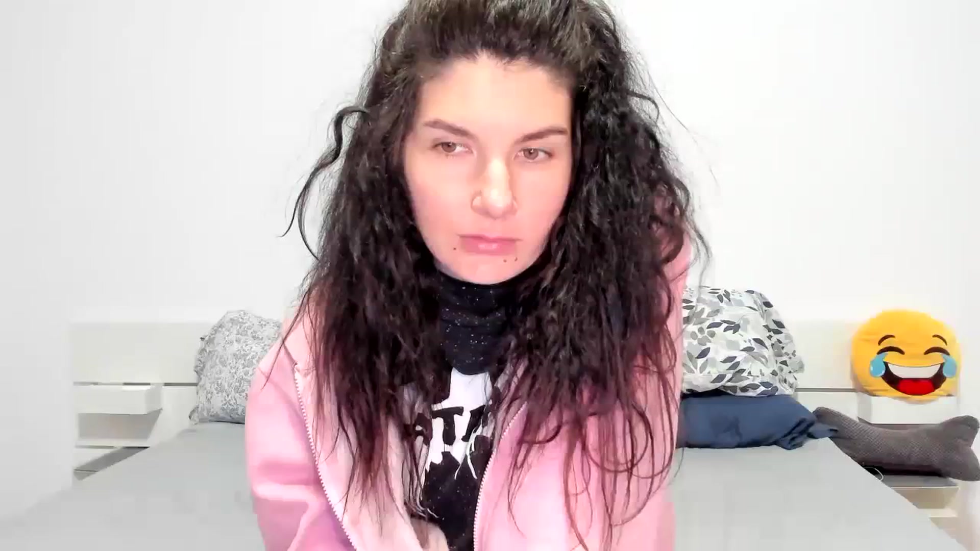 Gallery image thumbnail from SiouxPrincess's myfreecams stream on, 01/13/2024, 23:17 image 18 of 20