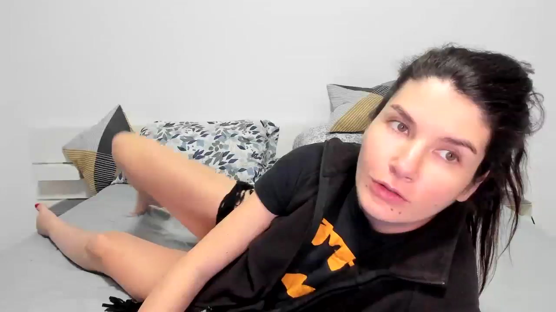 Gallery image thumbnail from SiouxPrincess's myfreecams stream on, 01/14/2024, 23:10 image 14 of 20