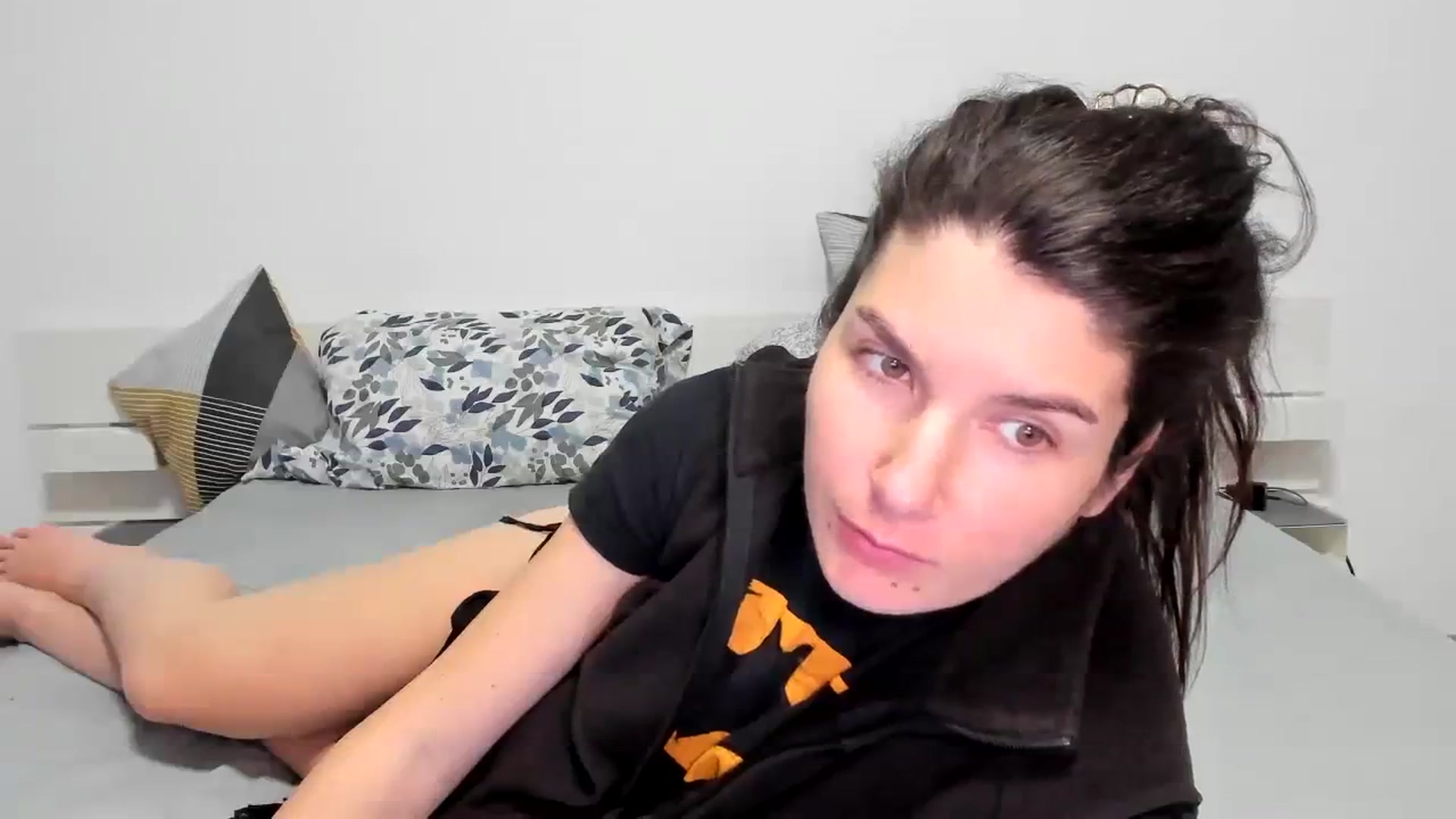 Gallery image thumbnail from SiouxPrincess's myfreecams stream on, 01/14/2024, 23:10 image 6 of 20
