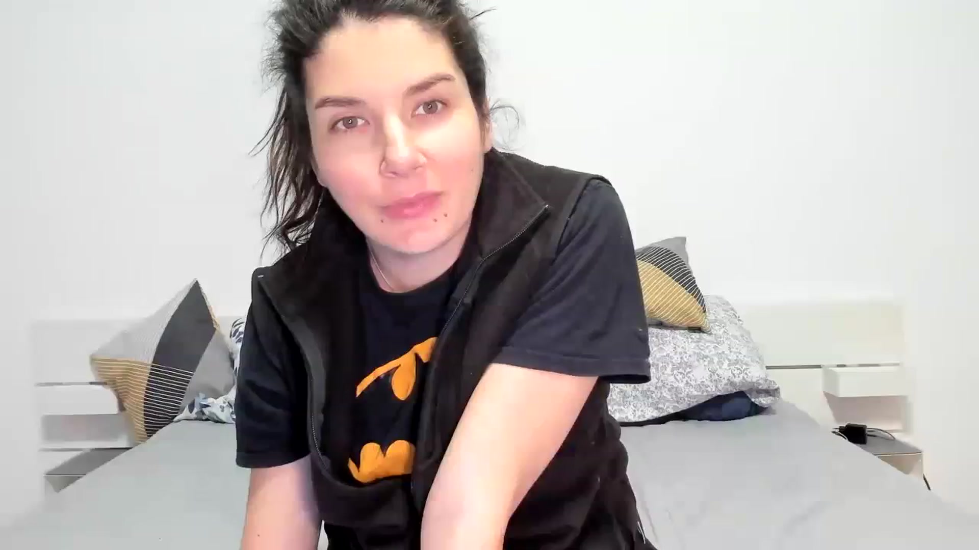 Gallery image thumbnail from SiouxPrincess's myfreecams stream on, 01/15/2024, 24:01 image 1 of 20